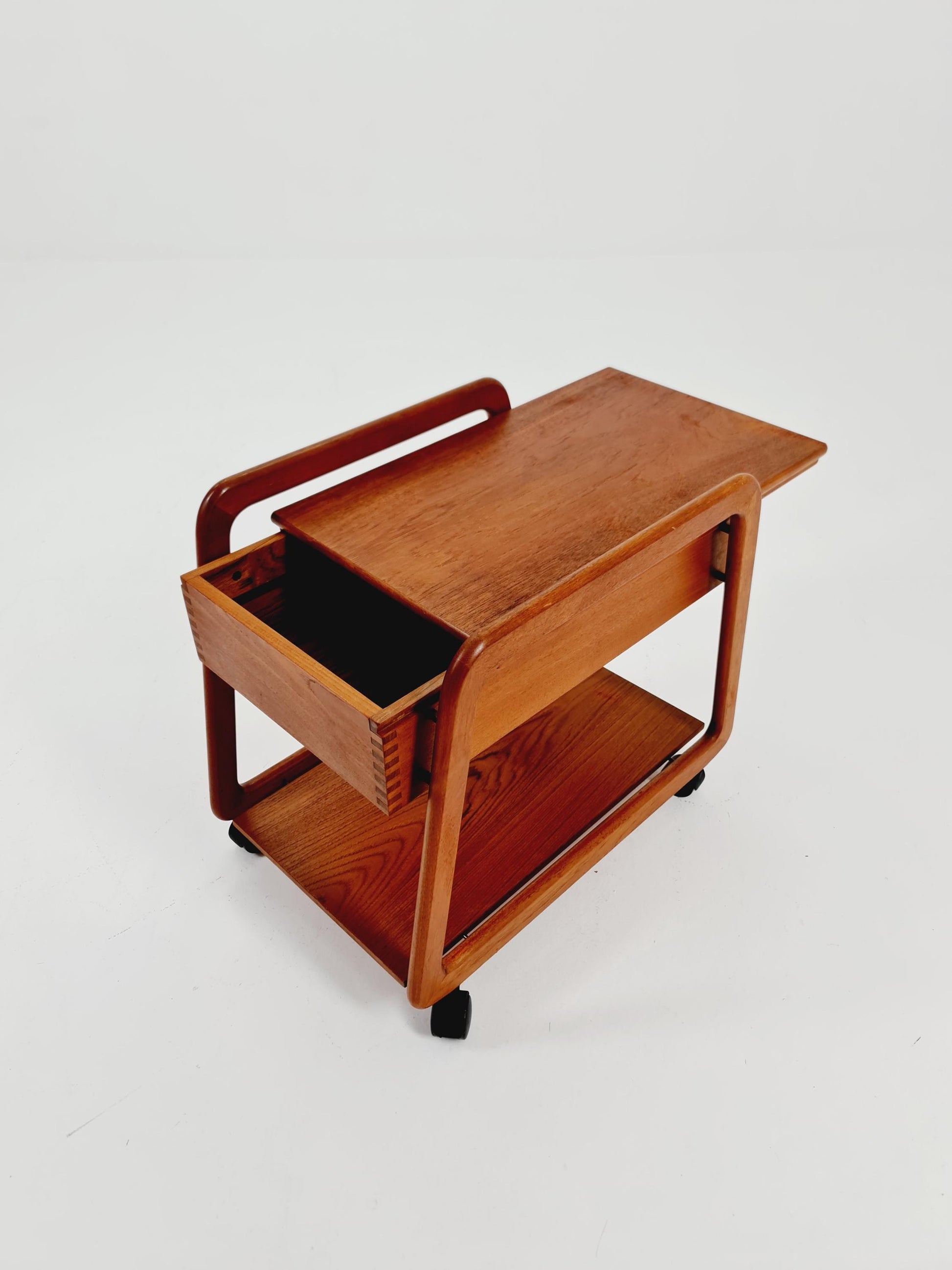 Vintage mid century danish trolley in solid teak/ bar cart By Salling Stolefabrik, 1960s