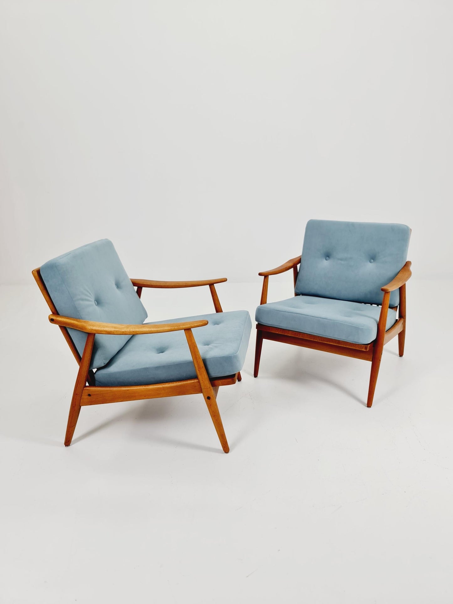 Mid-century pair of German lounge armchair, 1960s