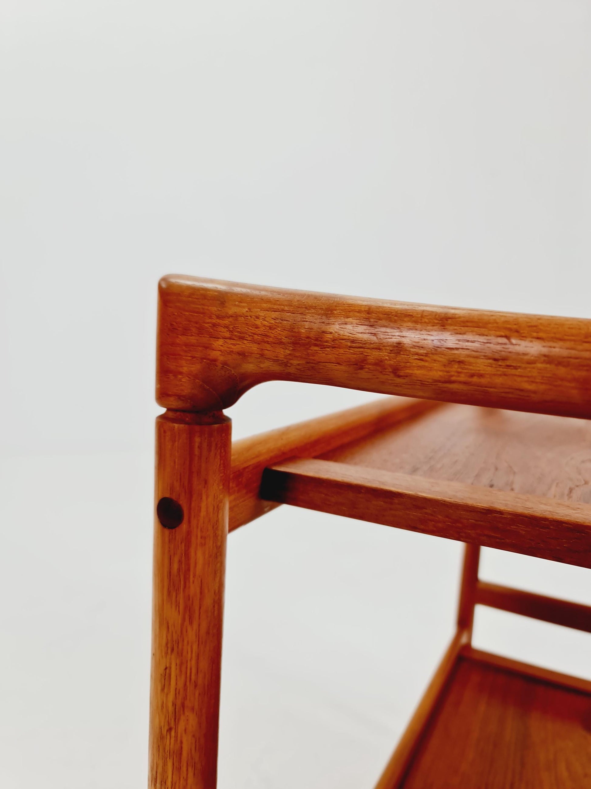 Vintage Danish mid century trolley bar cart in solid teak By Dyrlund, 1960s