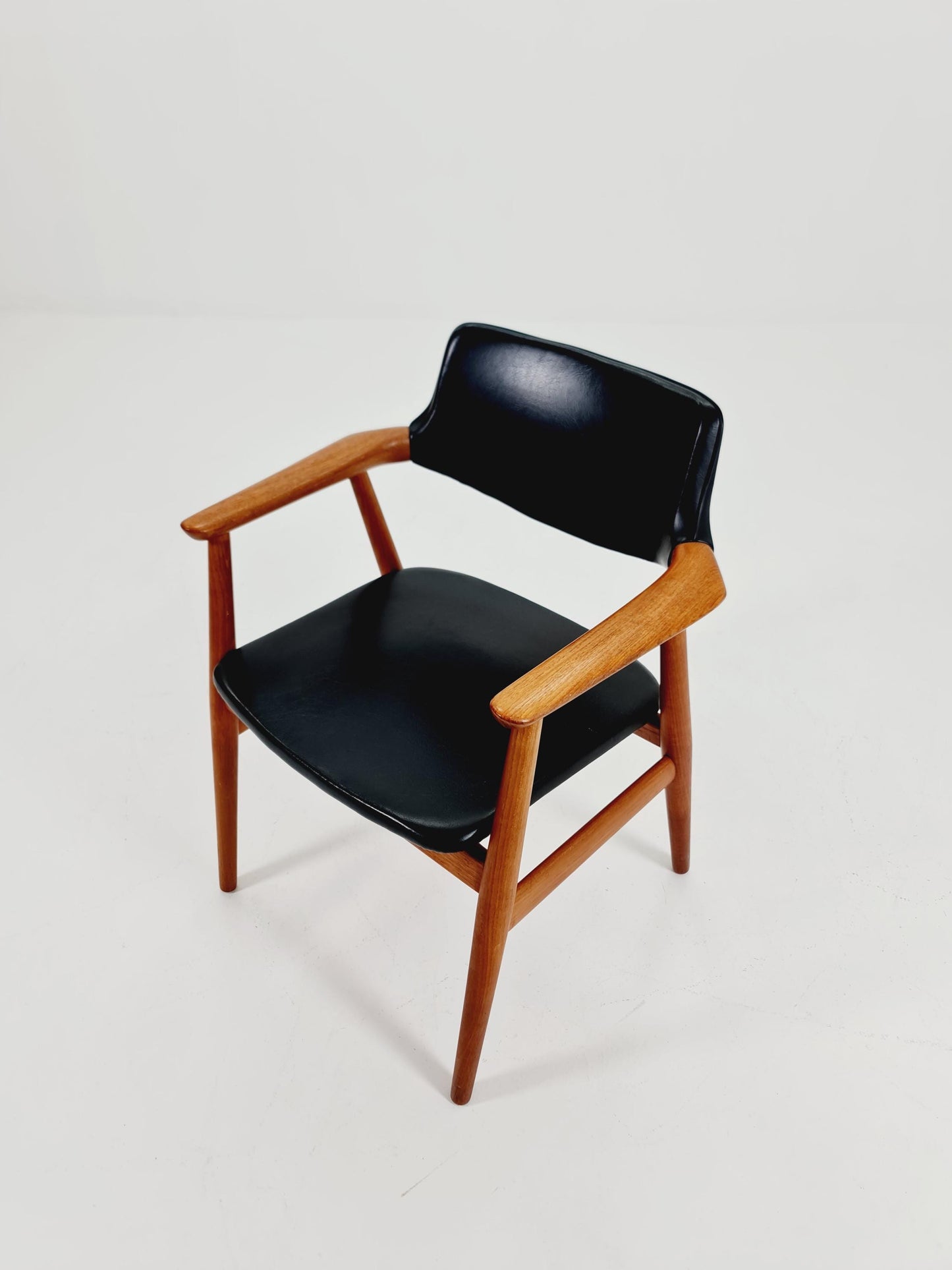 Mid century Danish Teak armchair by ERIK KIRKEGAARD for Glostrup from the 60s