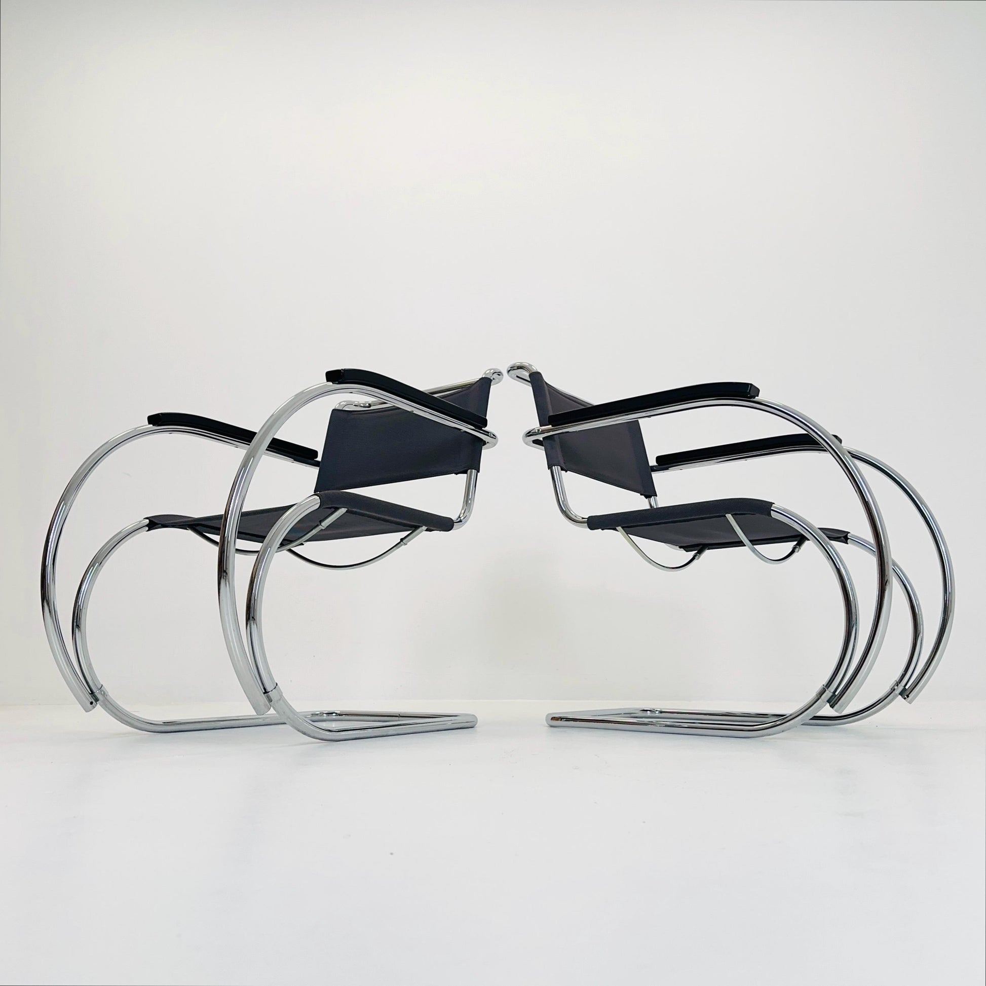 Set of Two S533 /MR20 Armchairs by Ludwig Mies van der Rohe for Thonet, 1980s — Bauhaus Design, Germany