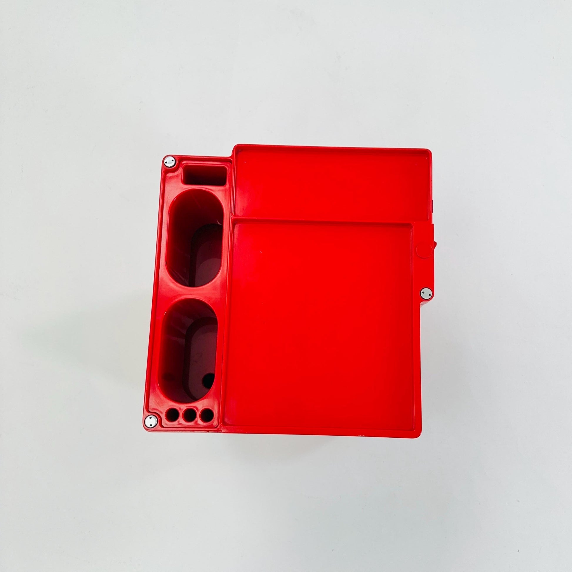 Rare Space Age red Boby storage trolley by Joe Colombo for Bieffeplast Italy 1970s