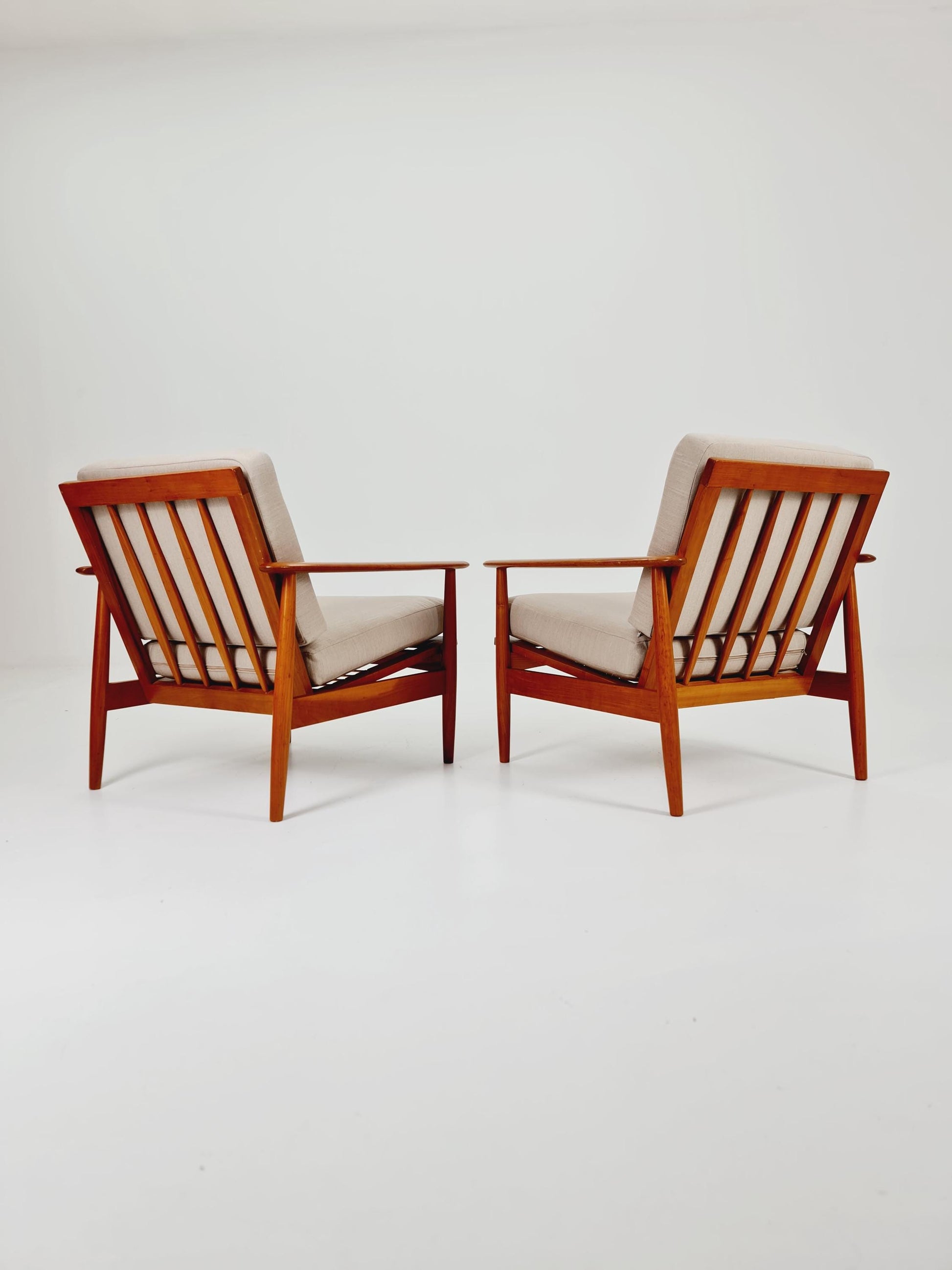 Mid-century pair of German lounge armchair, 1960s