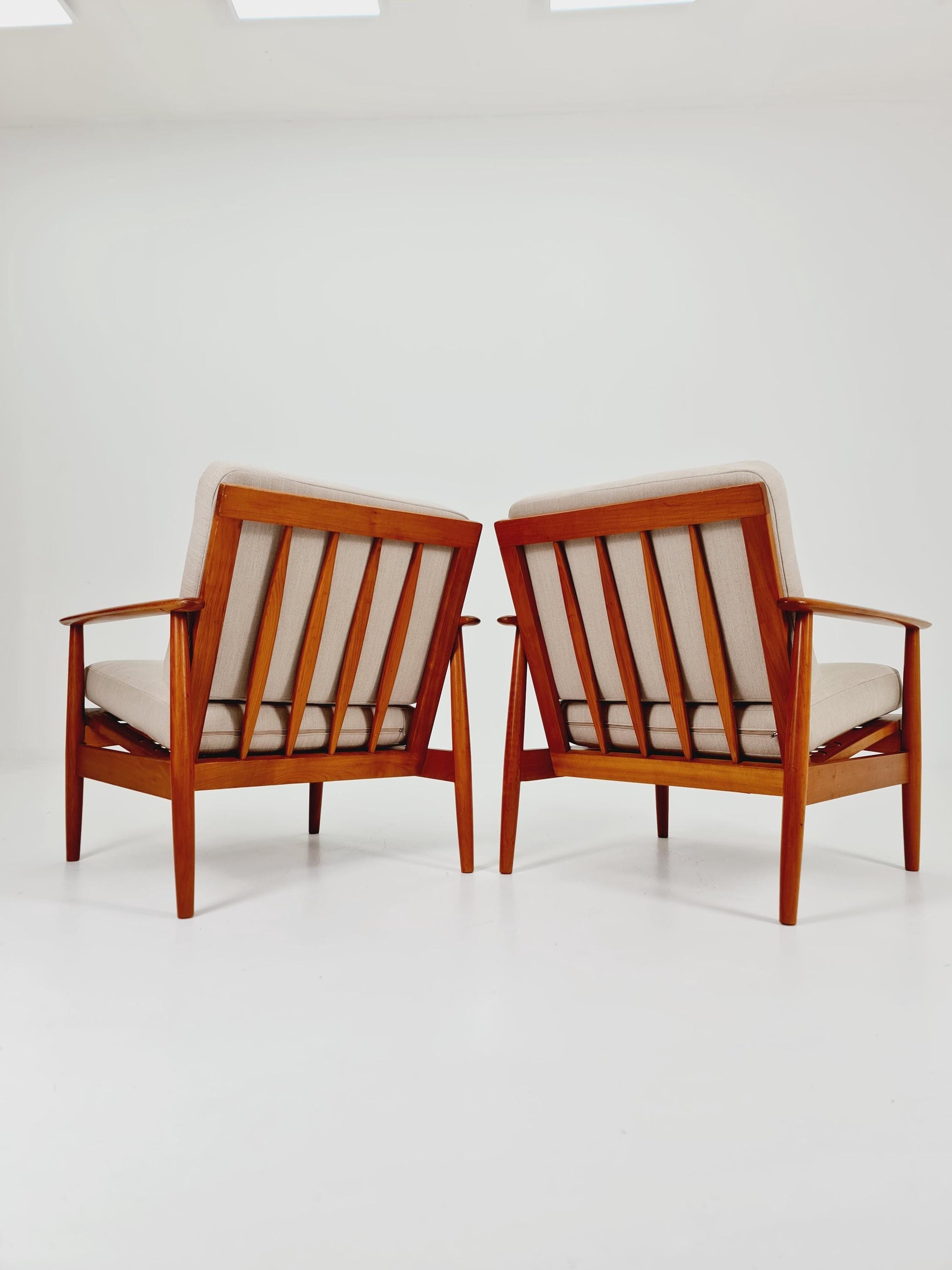 Mid-century pair of German lounge armchair, 1960s