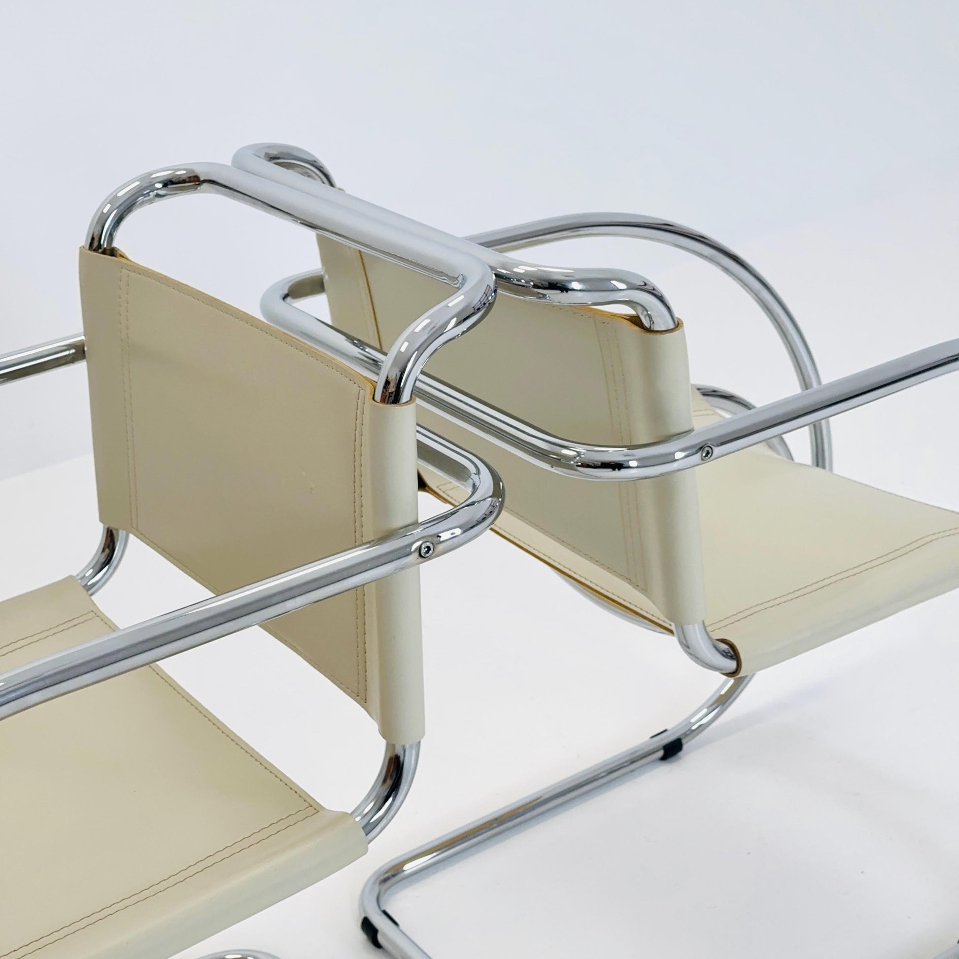 Set of 2 Mid century Bauhaus Cantilever MR20 Armchairs by Ludwig Mies van der Rohe Italy, 1980s