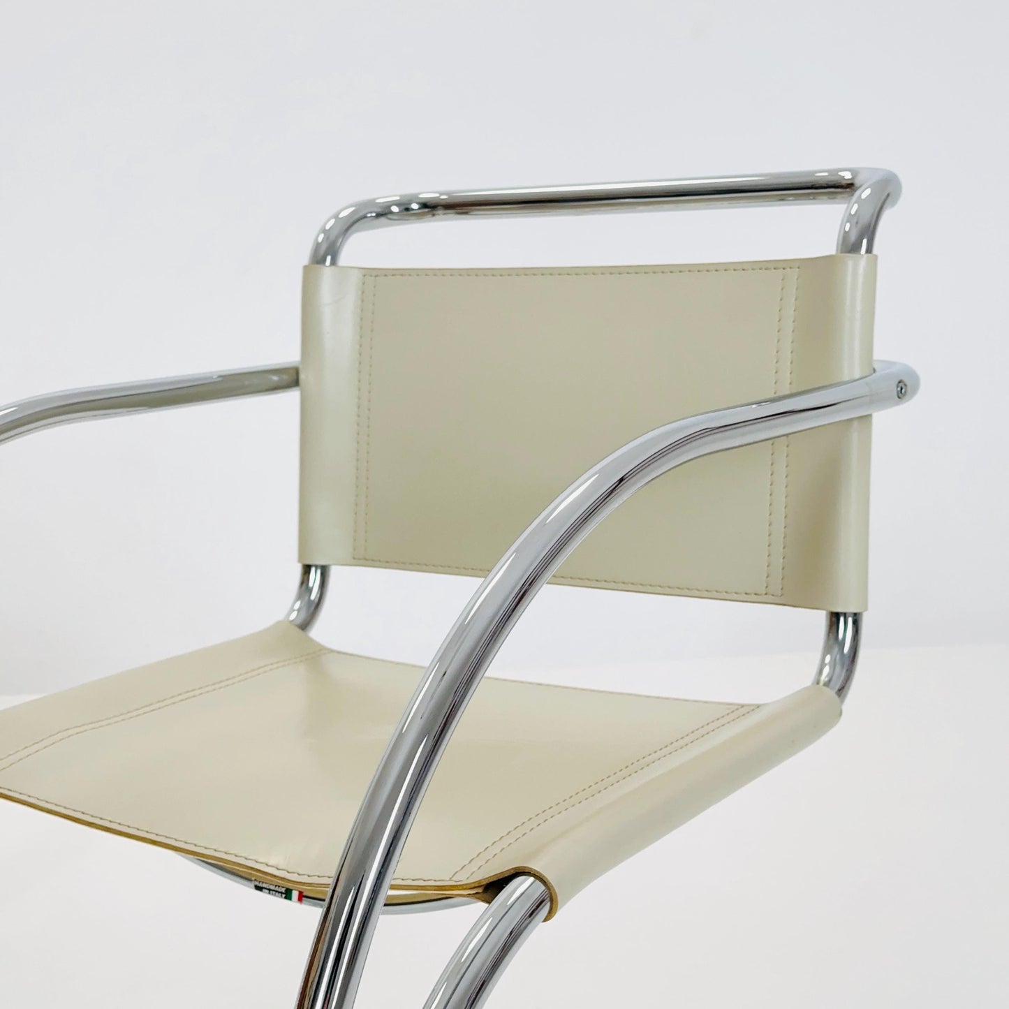 Set of 2 Mid century Bauhaus Cantilever MR20 Armchairs by Ludwig Mies van der Rohe Italy, 1980s