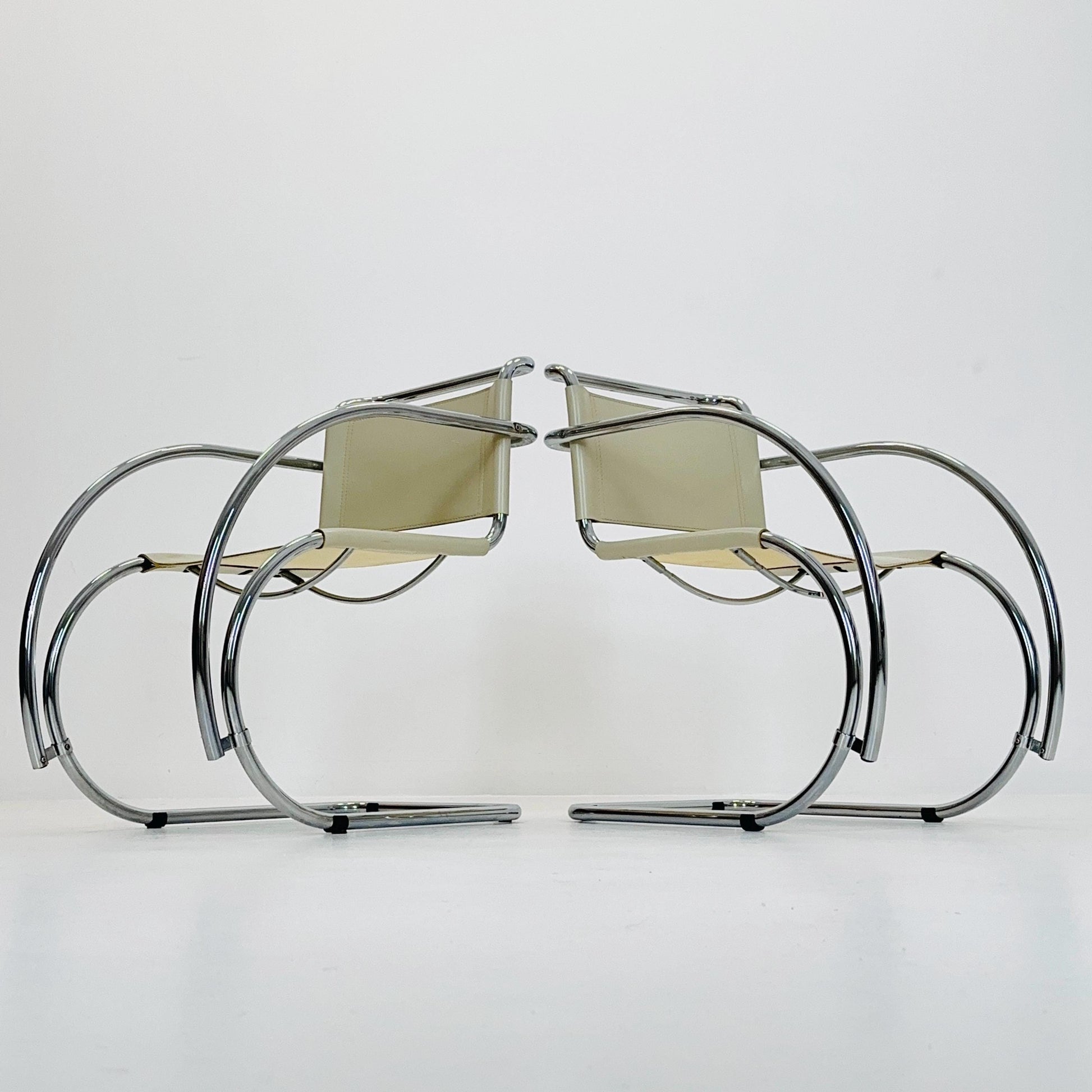Set of 2 Mid century Bauhaus Cantilever MR20 Armchairs by Ludwig Mies van der Rohe Italy, 1980s
