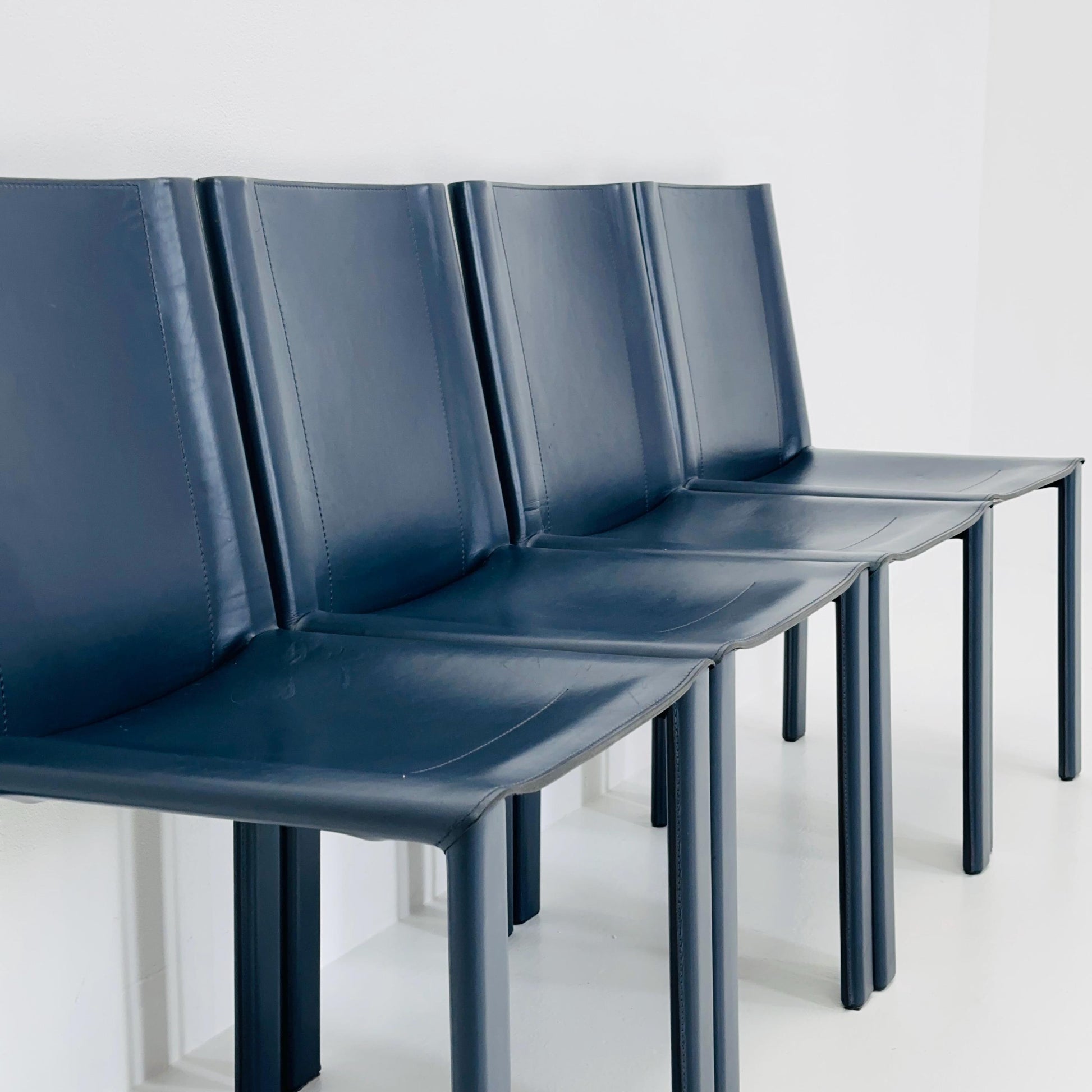 Set of 4 Mid-Century Coral Dining Chairs by Carlo Bartoli for Matteo Grassi Italy 1980s