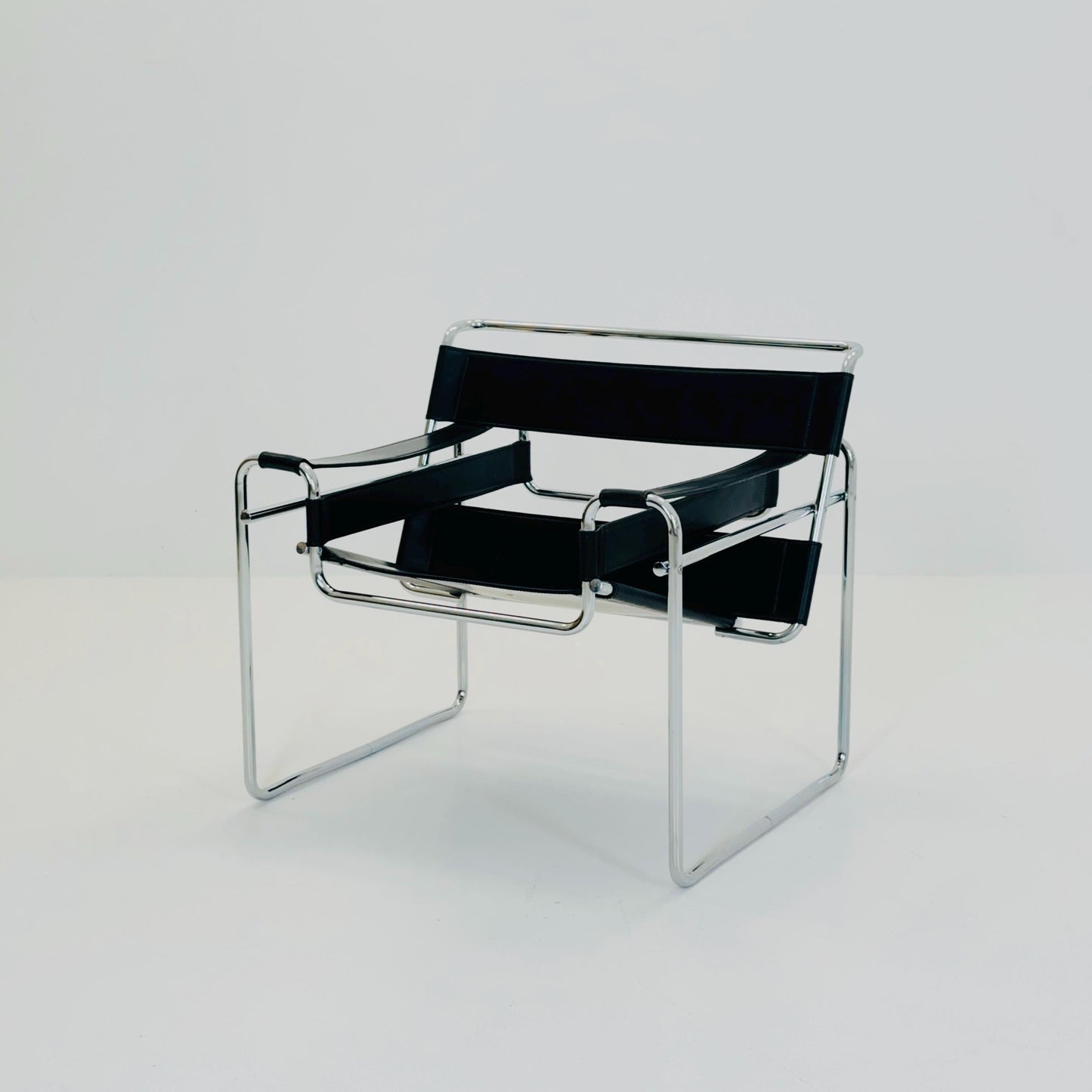 Mid century black B3 WASSILY Bauhaus Lounge armchair by Marcel Brauer 1980s Italy