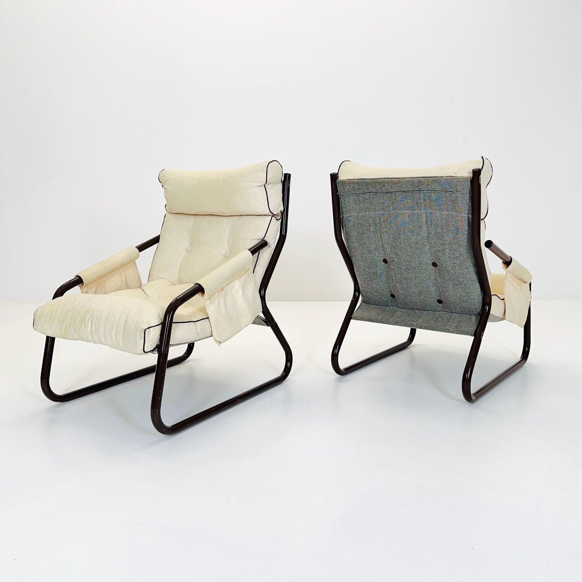 Set of 2 Rare 1970s IKEA Lounge Chairs by Gillis Lundgren – White-Beige Fabric MCM Armchairs with Magazine Pockets Sweden 1980s