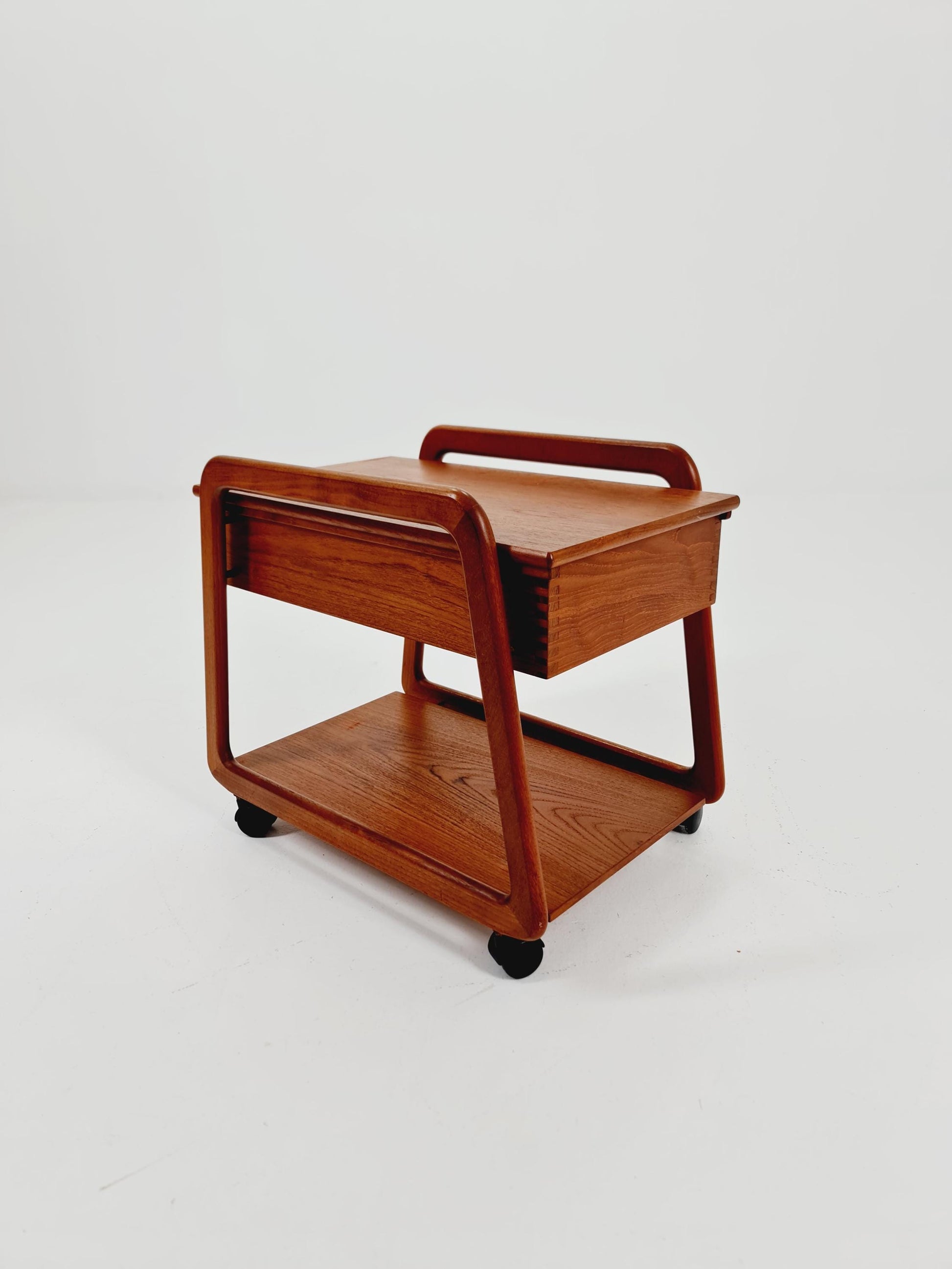 Vintage mid century danish trolley in solid teak/ bar cart By Salling Stolefabrik, 1960s