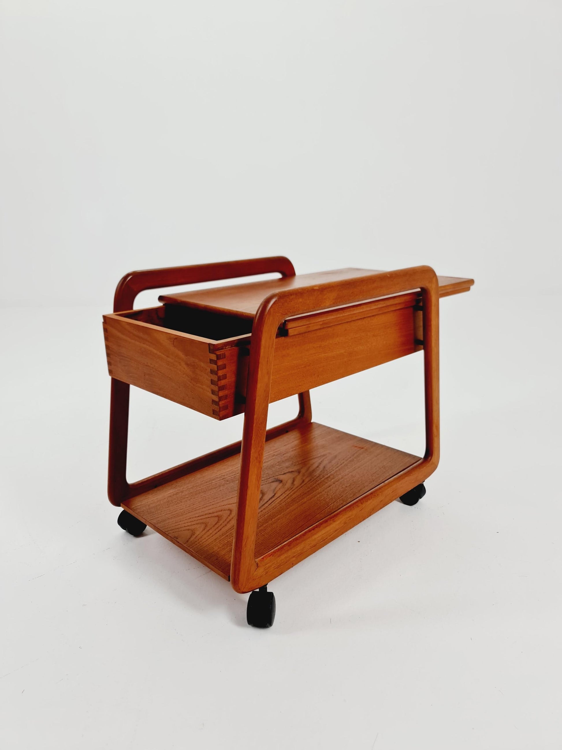 Vintage mid century danish trolley in solid teak/ bar cart By Salling Stolefabrik, 1960s