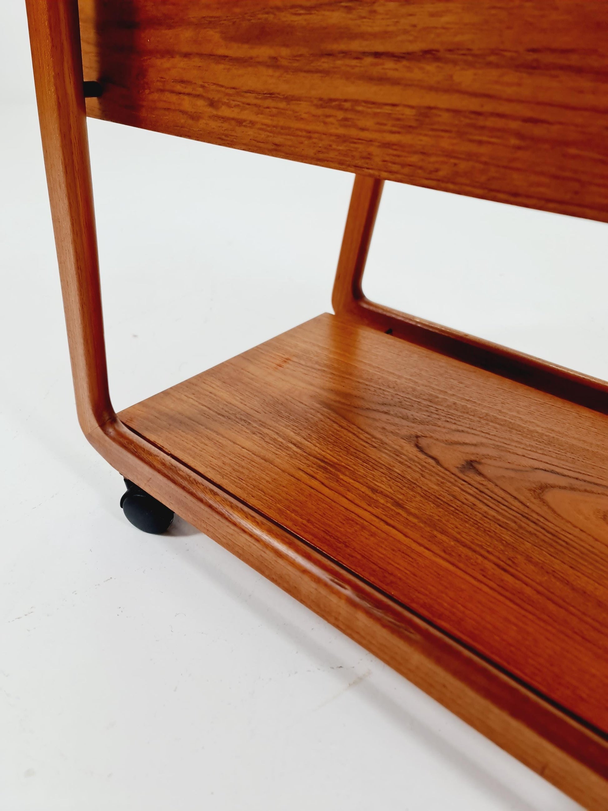 Vintage mid century danish trolley in solid teak/ bar cart By Salling Stolefabrik, 1960s