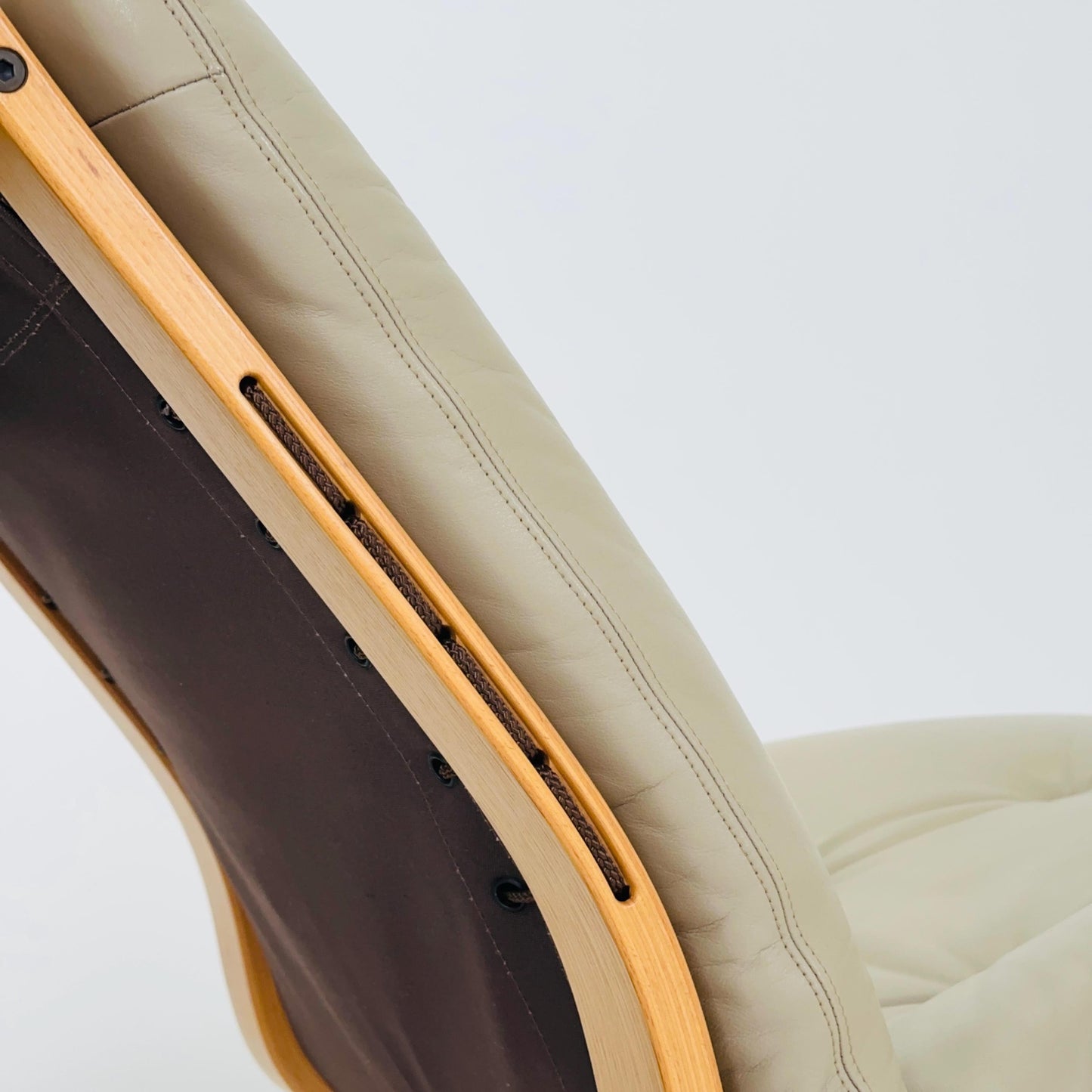 Set of 2 Mid century Norwegian Kengu leather lounge chairs by Elsa & Nordahl Solheim for Rybo Rykken - 1970s Norway