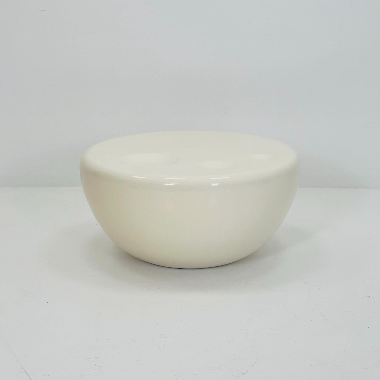Mcm Coffee Table Moon by Mike To for Infiniture Space Age White Fiberglass Modern Indoor and Outdoor Design 1960s Style