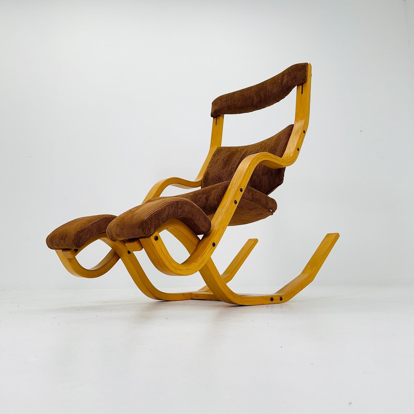 Mid-Century “Gravity” Rocking Lounge Chair by Peter Opsvik for Stokke, 1980s