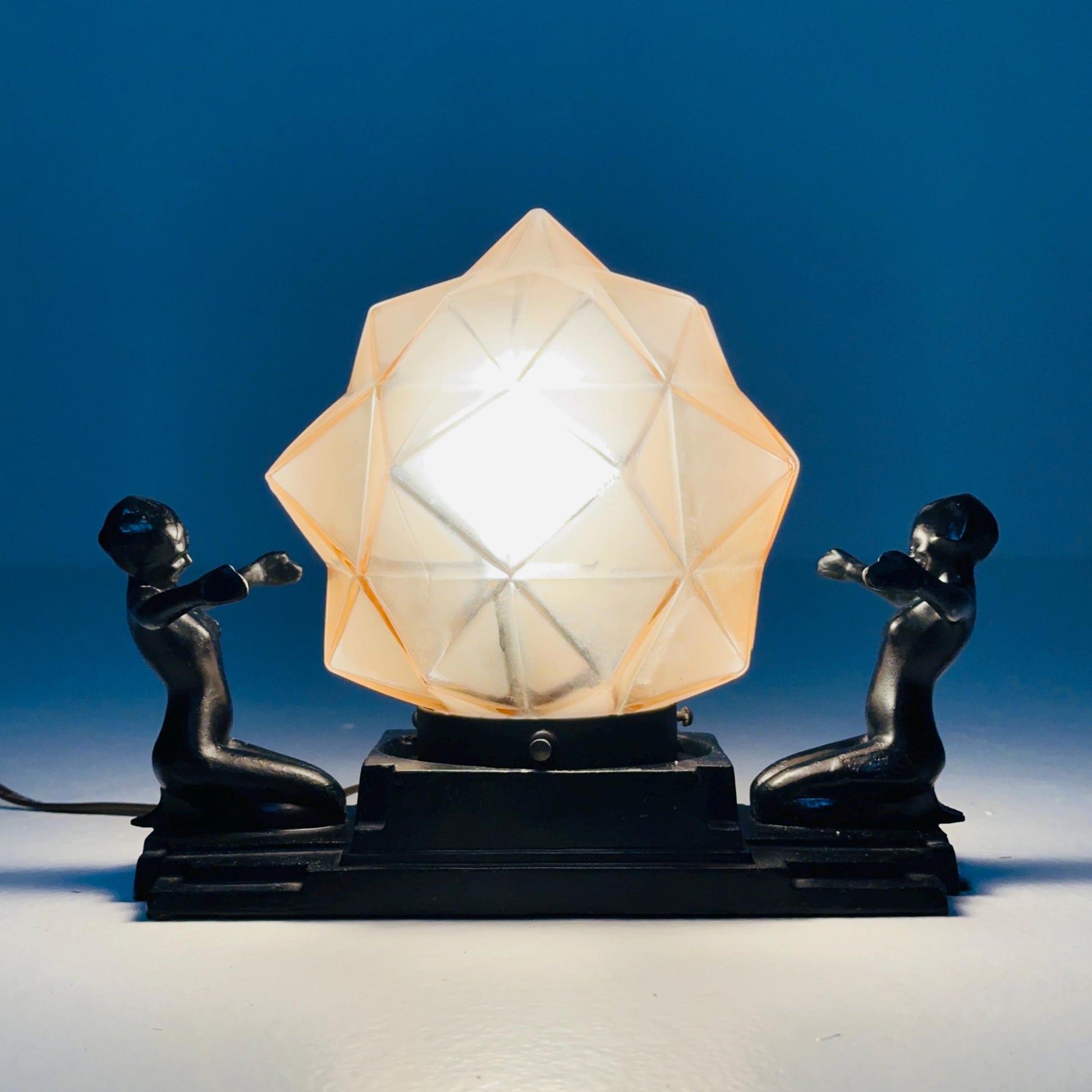 Art Deco Frankart Table Lamp with Kneeling Women & Amber Geometric Glass Shade, 1930s USA