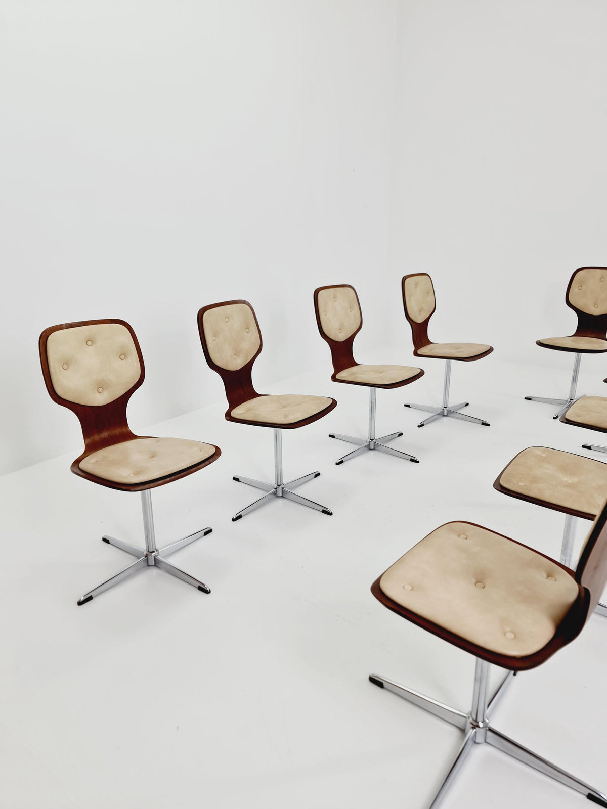 1 of 9 German space age teak und leather dinning chairs 1970s