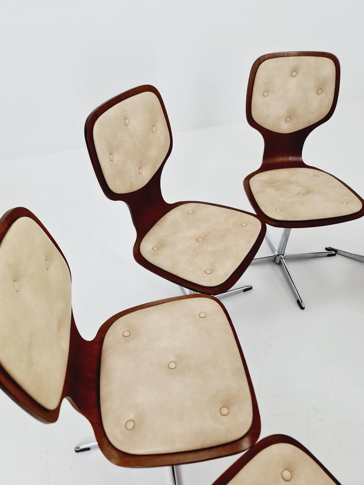 1 of 9 German space age teak und leather dinning chairs 1970s