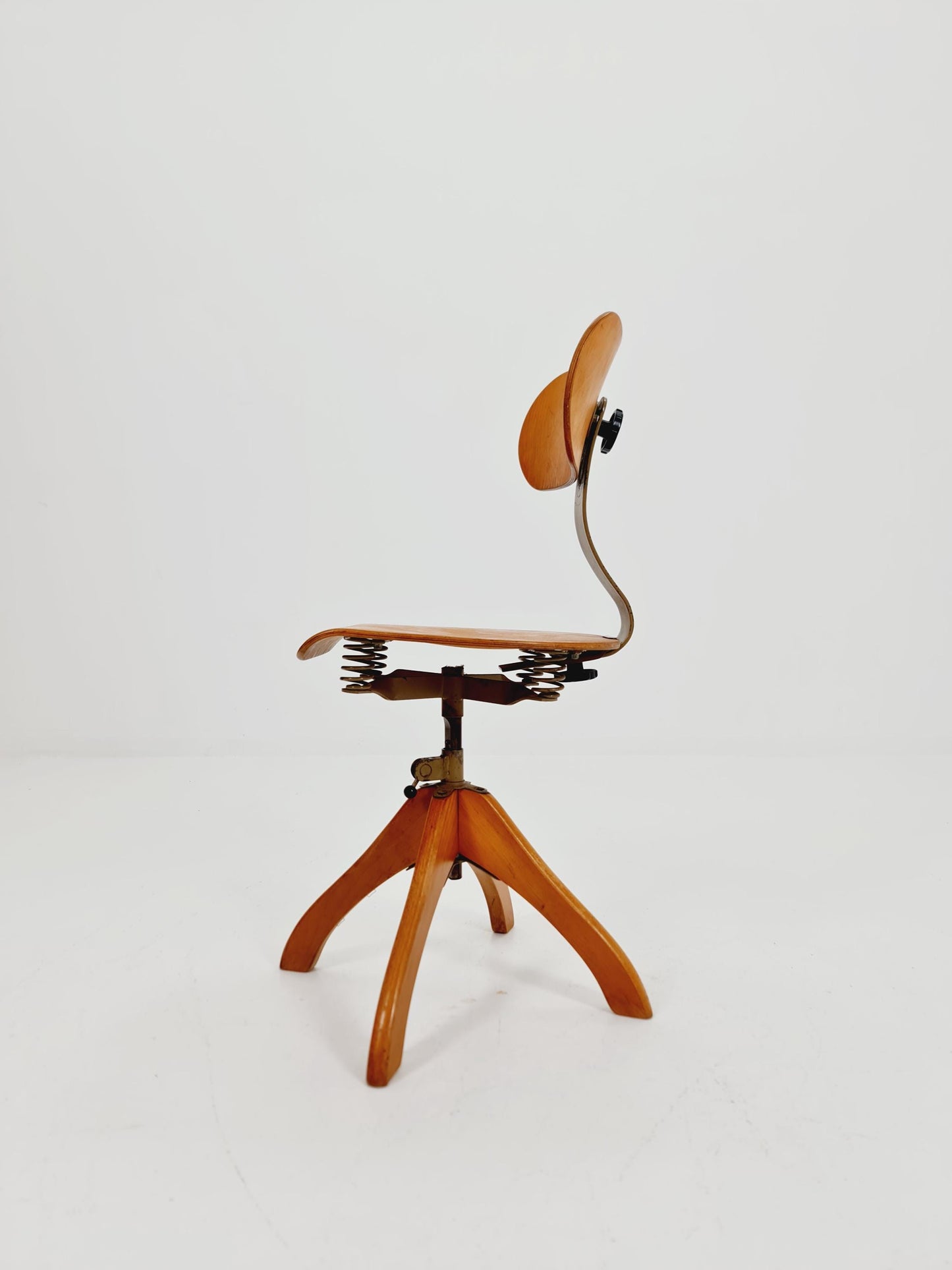 Bauhaus swivel office chair in solid wood By Polster Gleich ,1930s