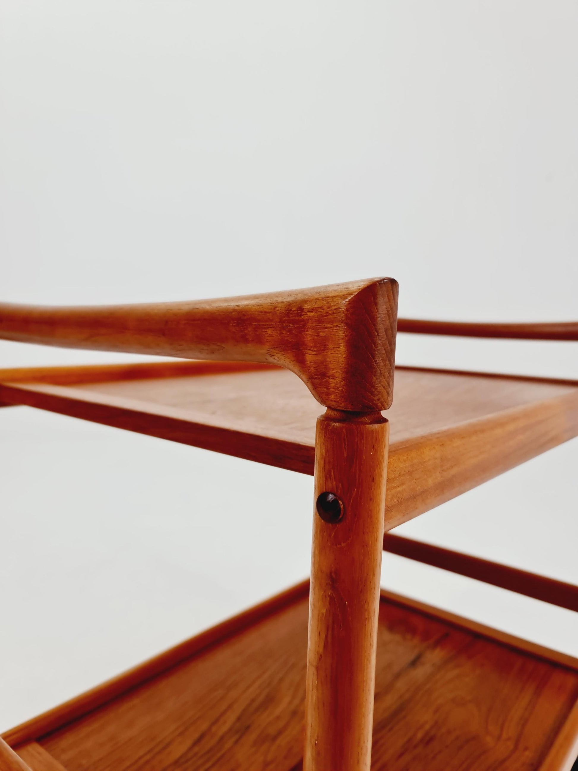 Vintage Danish mid century trolley bar cart in solid teak By Dyrlund, 1960s