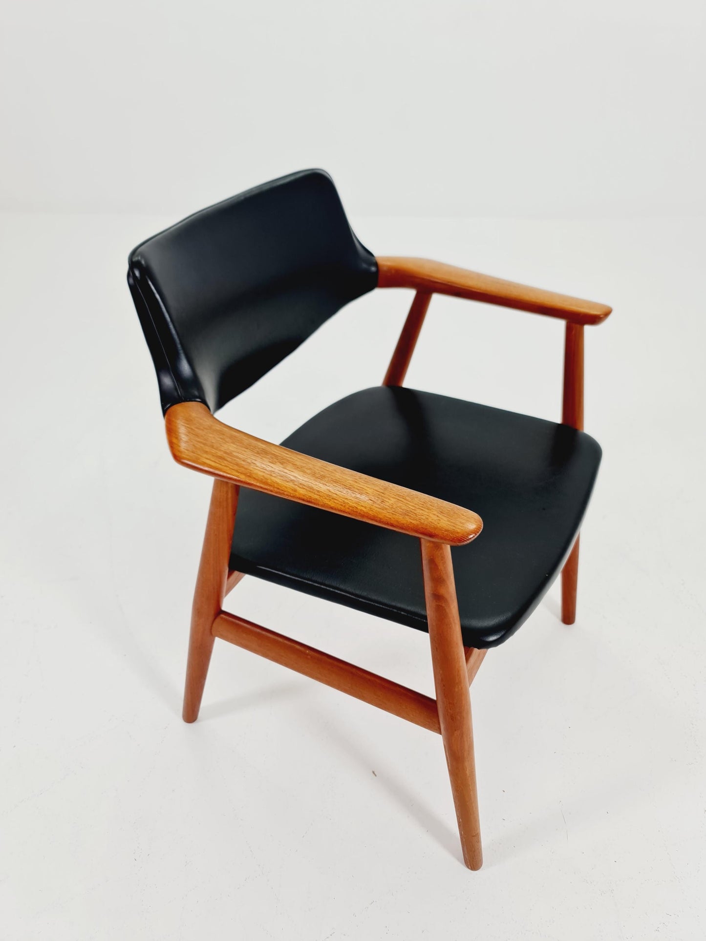 Mid century Danish Teak armchair by ERIK KIRKEGAARD for Glostrup from the 60s