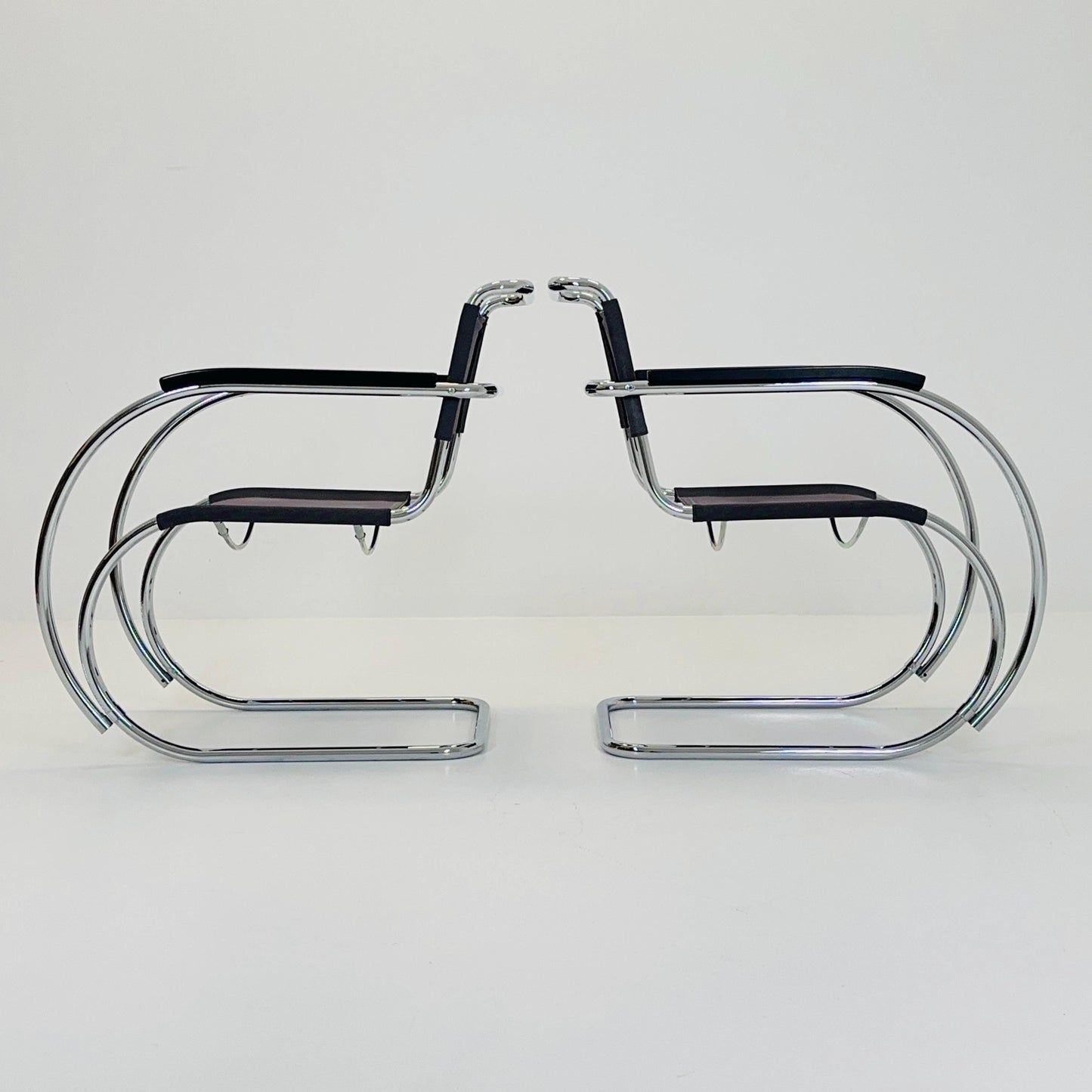 Set of Two S533 /MR20 Armchairs by Ludwig Mies van der Rohe for Thonet, 1980s — Bauhaus Design, Germany