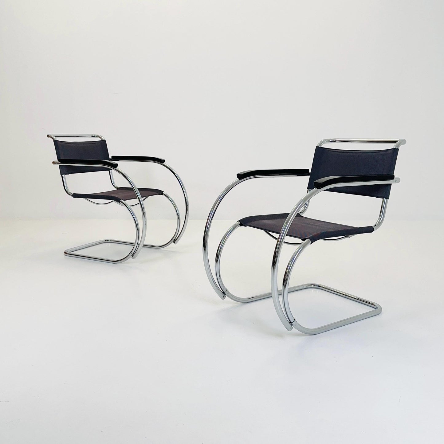 Set of Two S533 /MR20 Armchairs by Ludwig Mies van der Rohe for Thonet, 1980s — Bauhaus Design, Germany