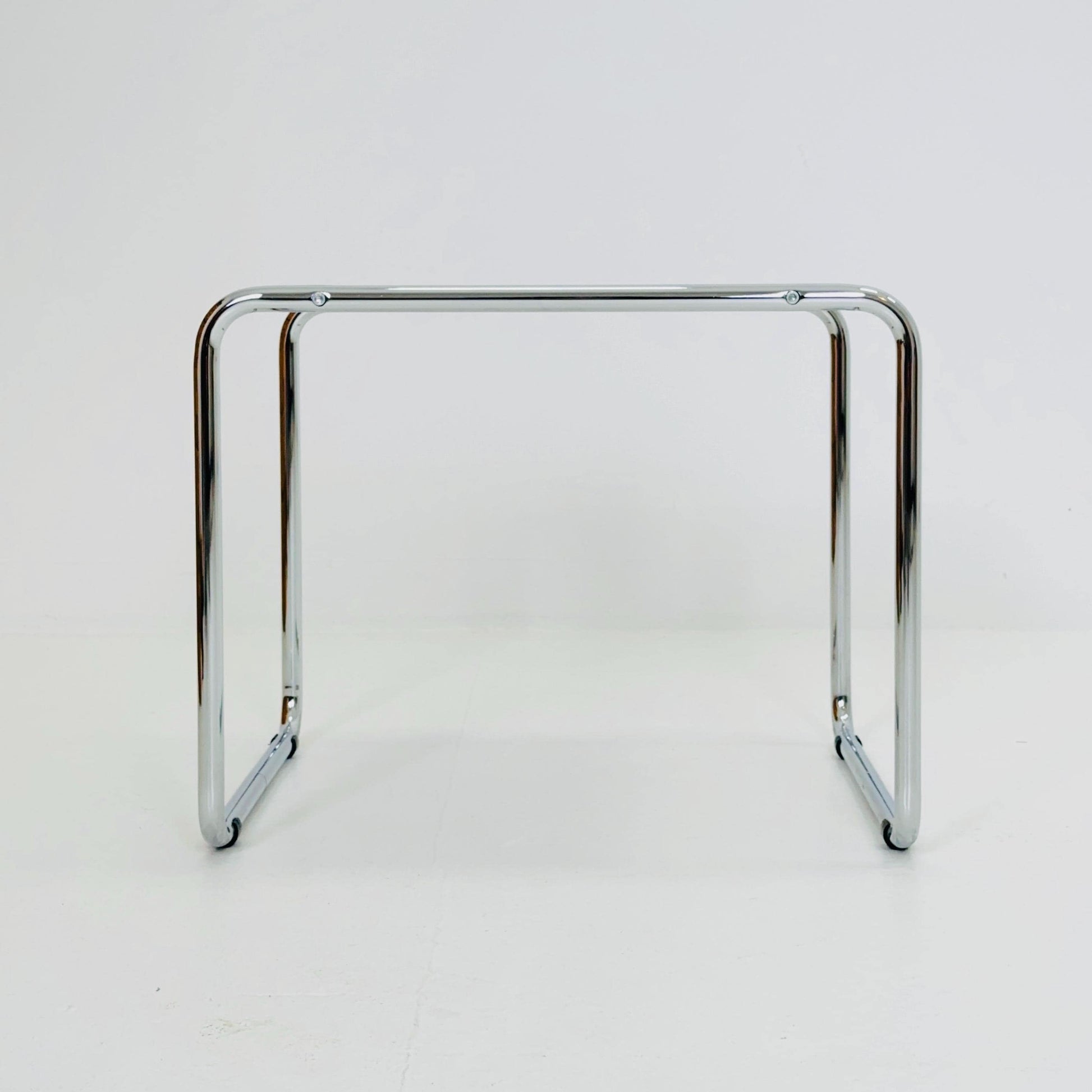 Mid century Marcel Breuer - Laccio Side coffee Table white Laminated Top with Tubular Chromed Base 1970s