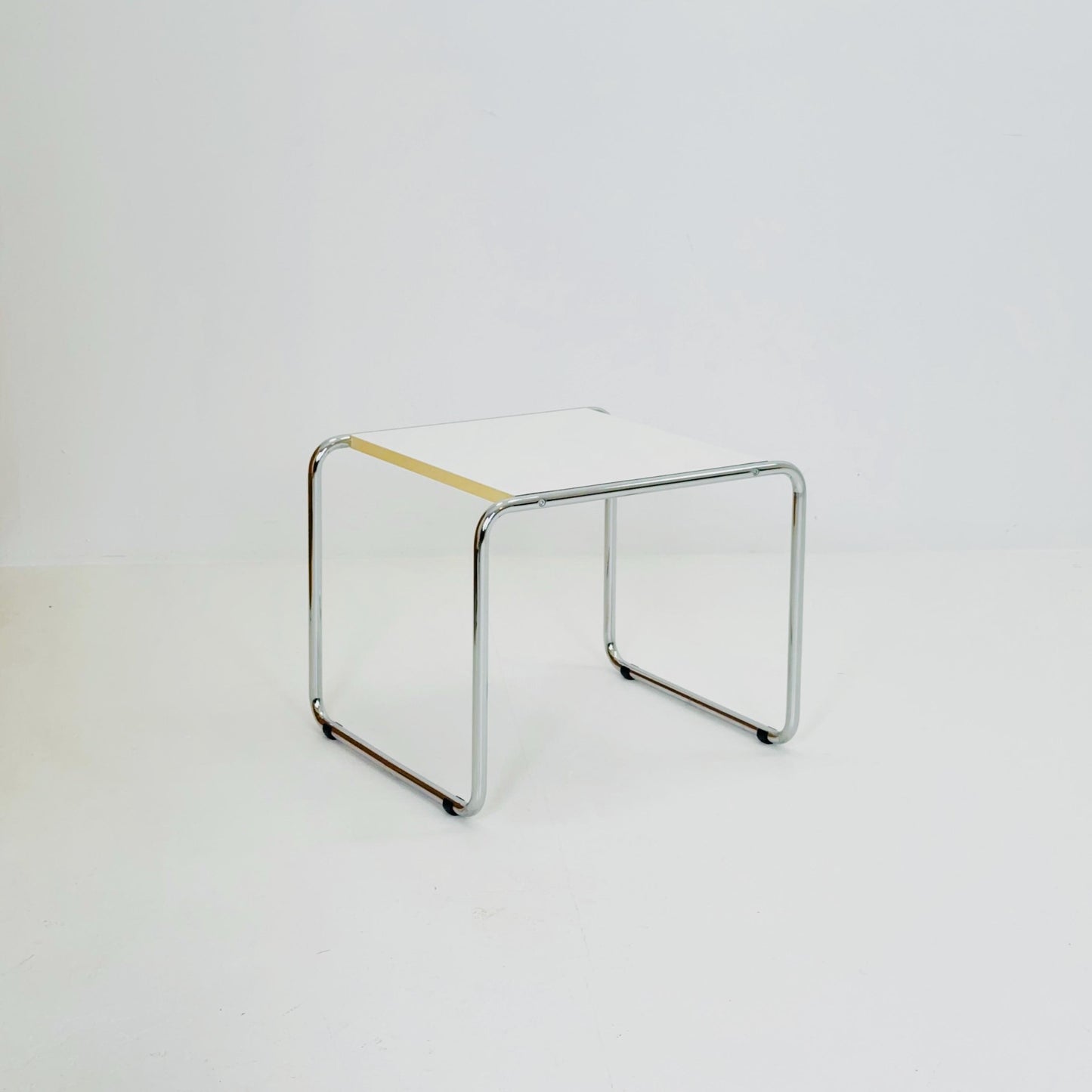 Mid century Marcel Breuer - Laccio Side coffee Table white Laminated Top with Tubular Chromed Base 1970s