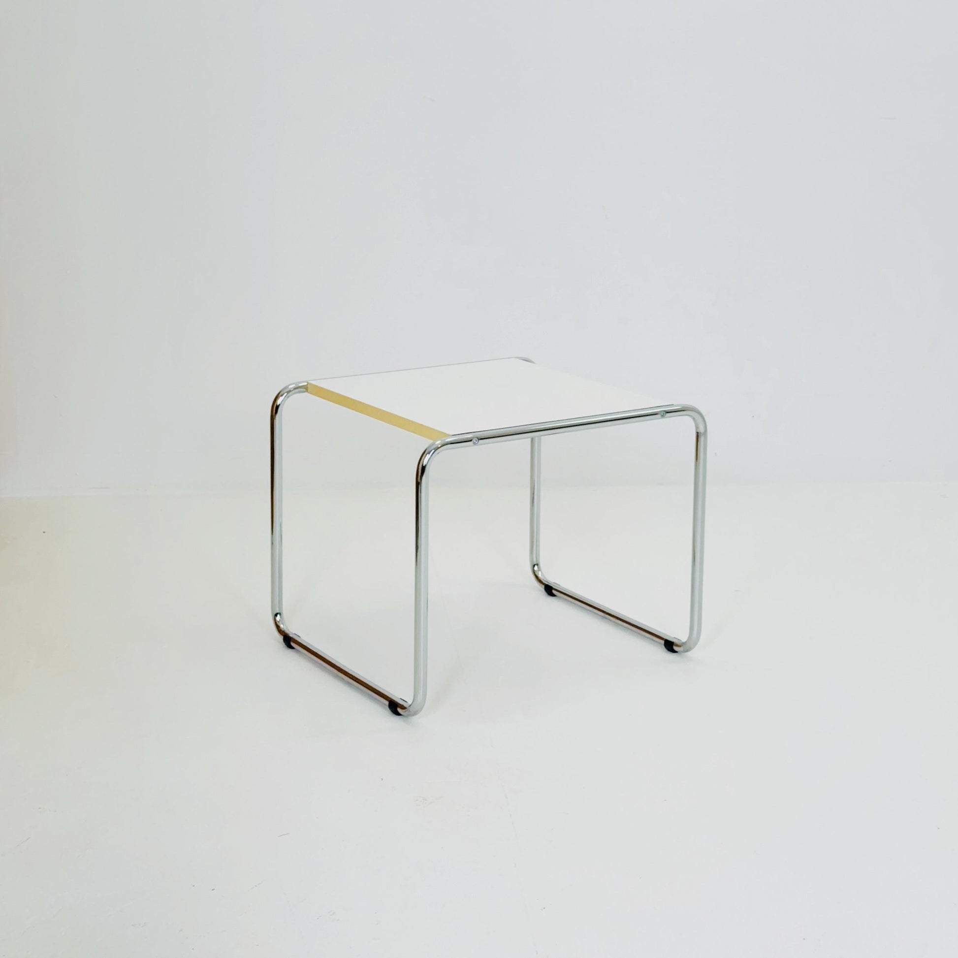 Mid century Marcel Breuer - Laccio Side coffee Table white Laminated Top with Tubular Chromed Base 1970s