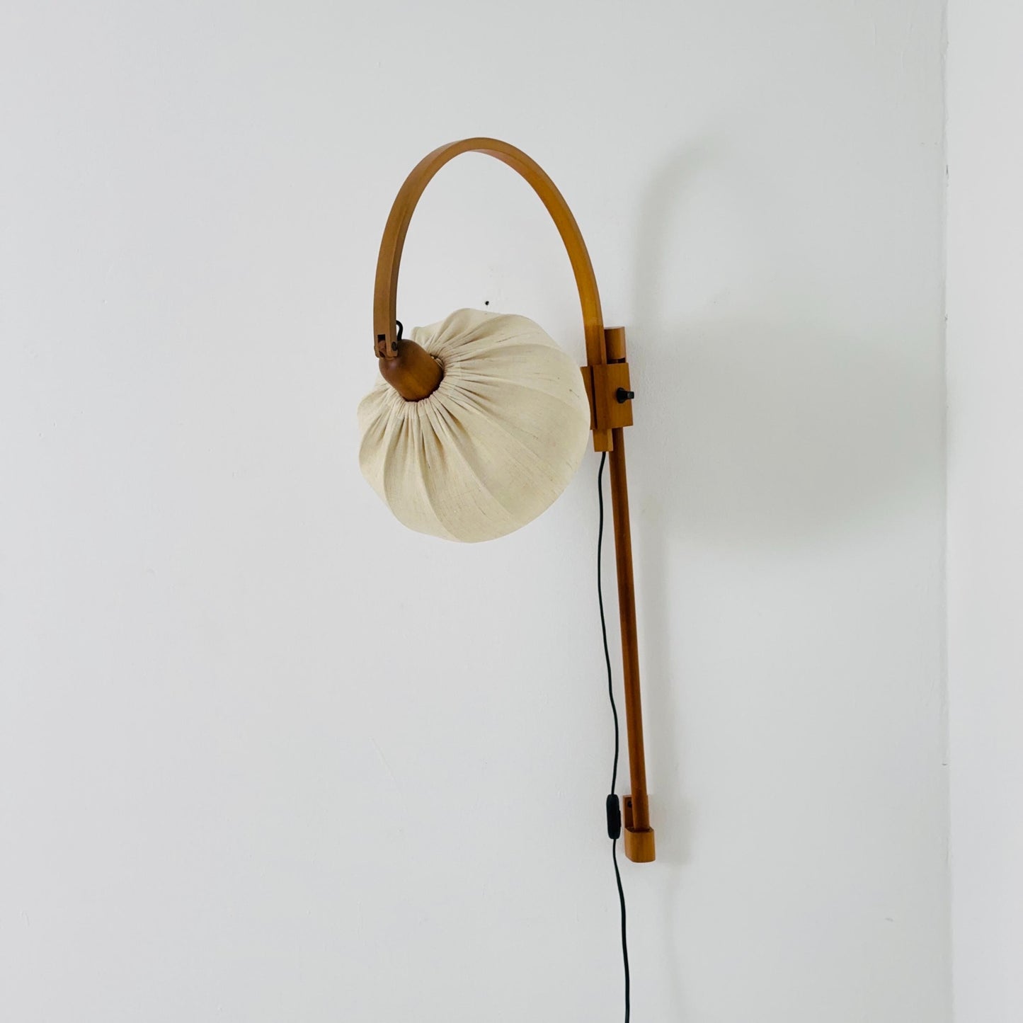 Mid Century Adjustable Teak Wall Lamp by Domus, Model “Archea” | 1960s Germany