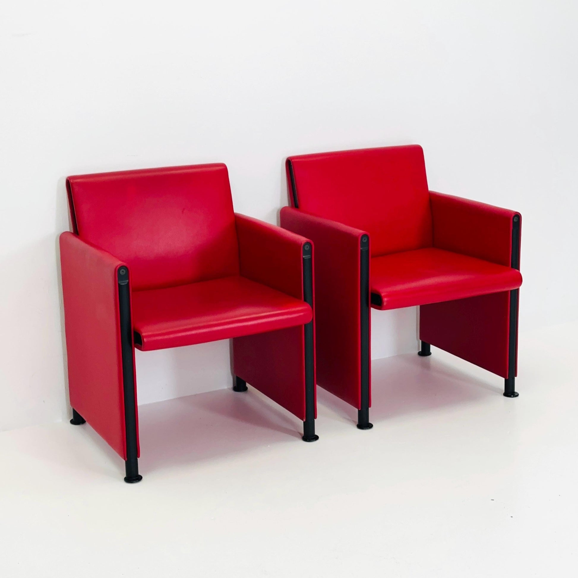 Set of 2 Postmodern Afra & Tobia Scarpa “Giulietta” armChairs by Meritalia Italy 1980s