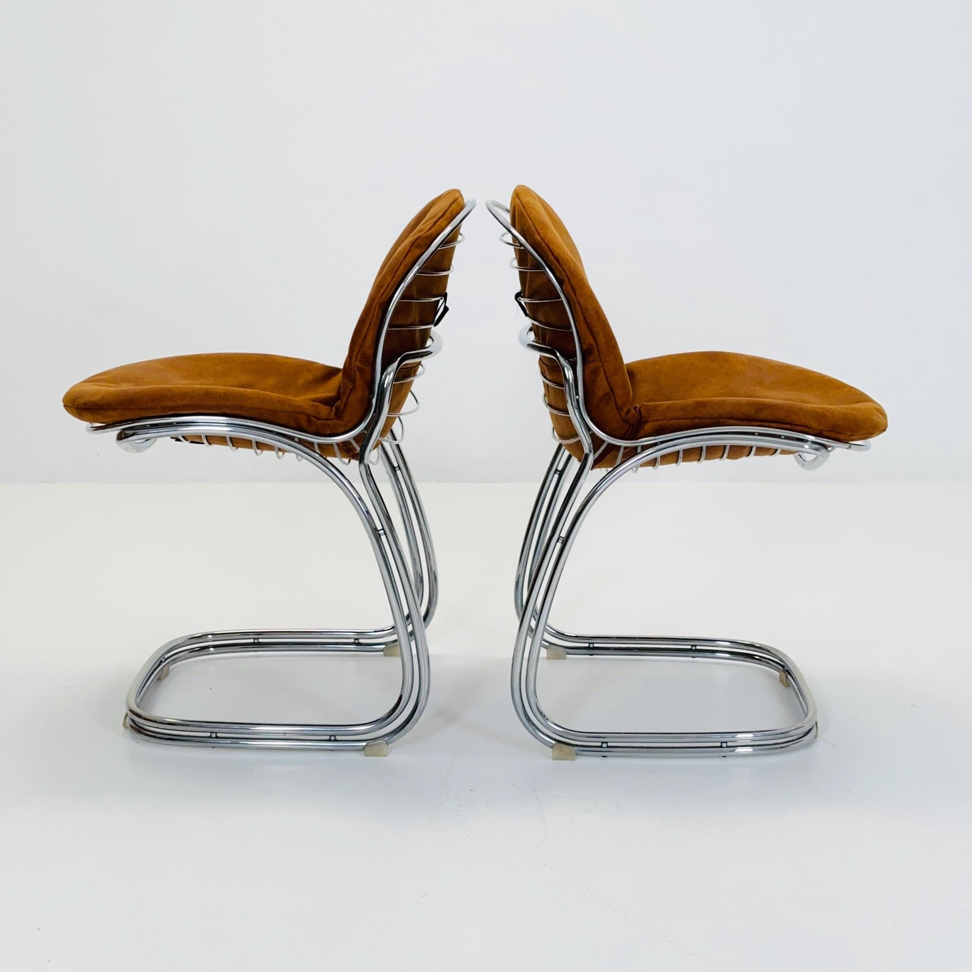Set of 2 Mid century Bauhaus Sabrina dining chairs by Gaston’s Rinaldi for Rima ,1970s Italy