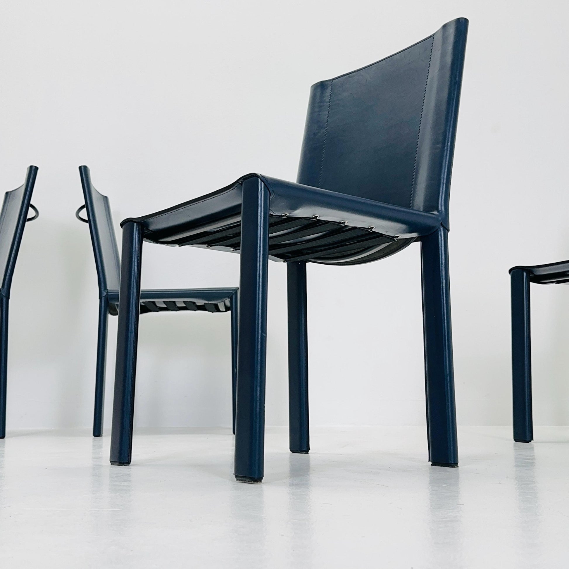 Set of 4 Mid-Century Coral Dining Chairs by Carlo Bartoli for Matteo Grassi Italy 1980s
