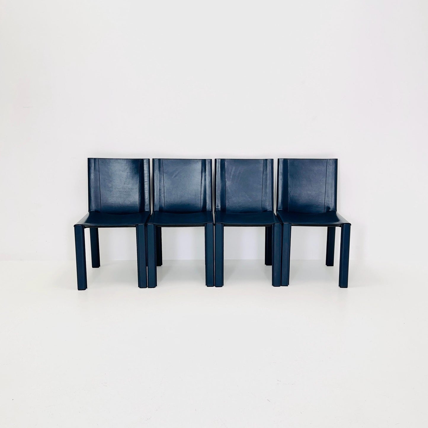 Set of 4 Mid-Century Coral Dining Chairs by Carlo Bartoli for Matteo Grassi Italy 1980s