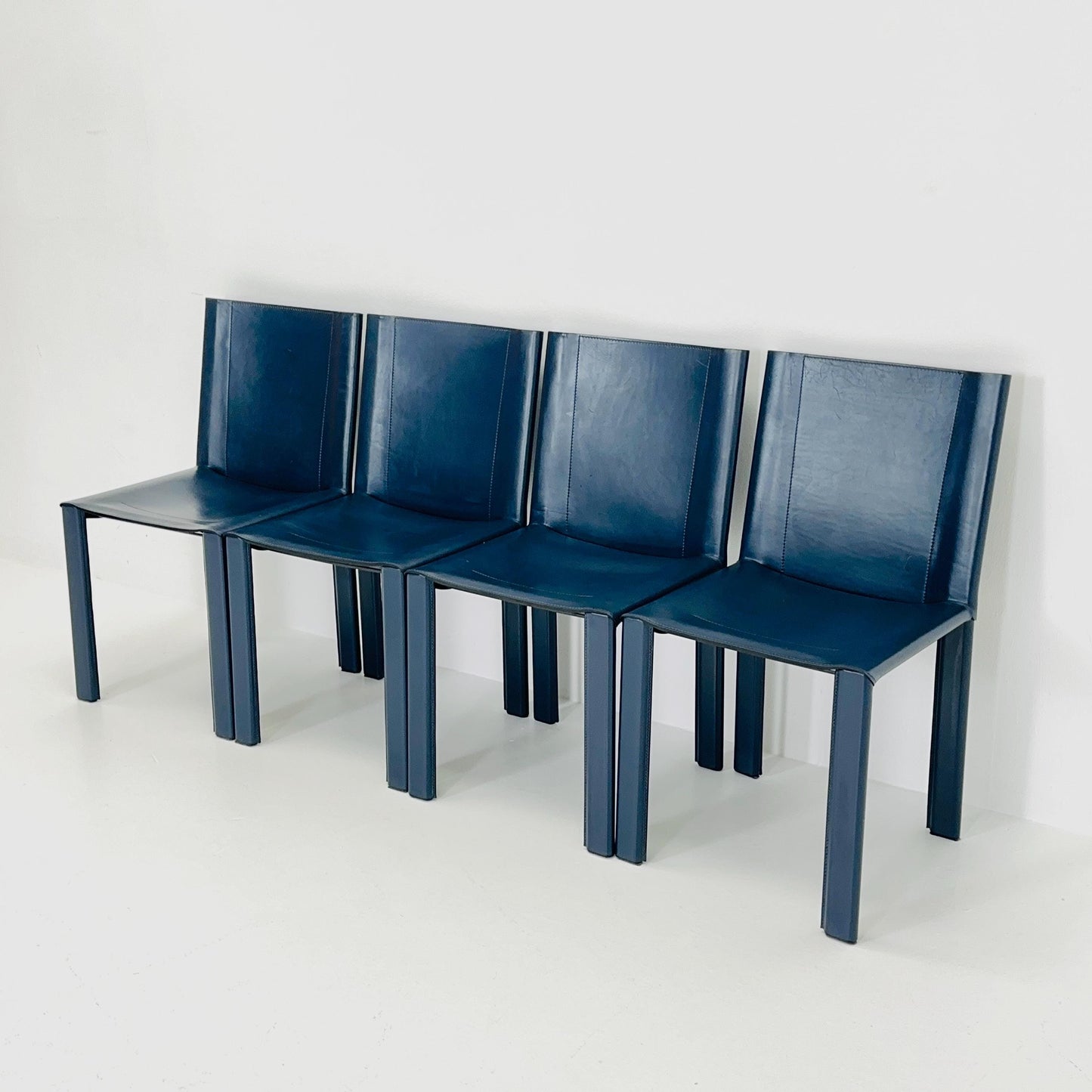 Set of 4 Mid-Century Coral Dining Chairs by Carlo Bartoli for Matteo Grassi Italy 1980s