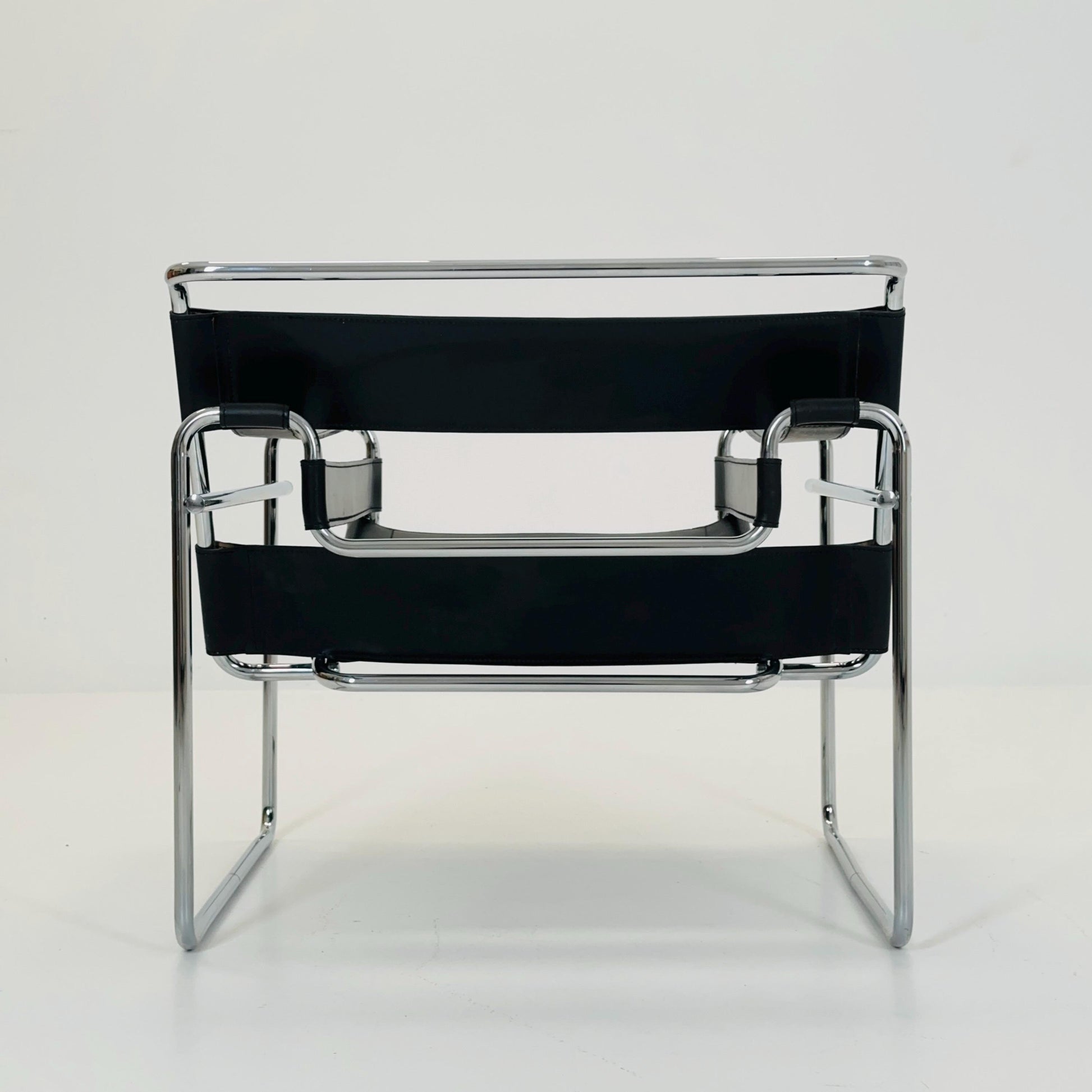 Mid century black B3 WASSILY Bauhaus Lounge armchair by Marcel Brauer 1980s Italy