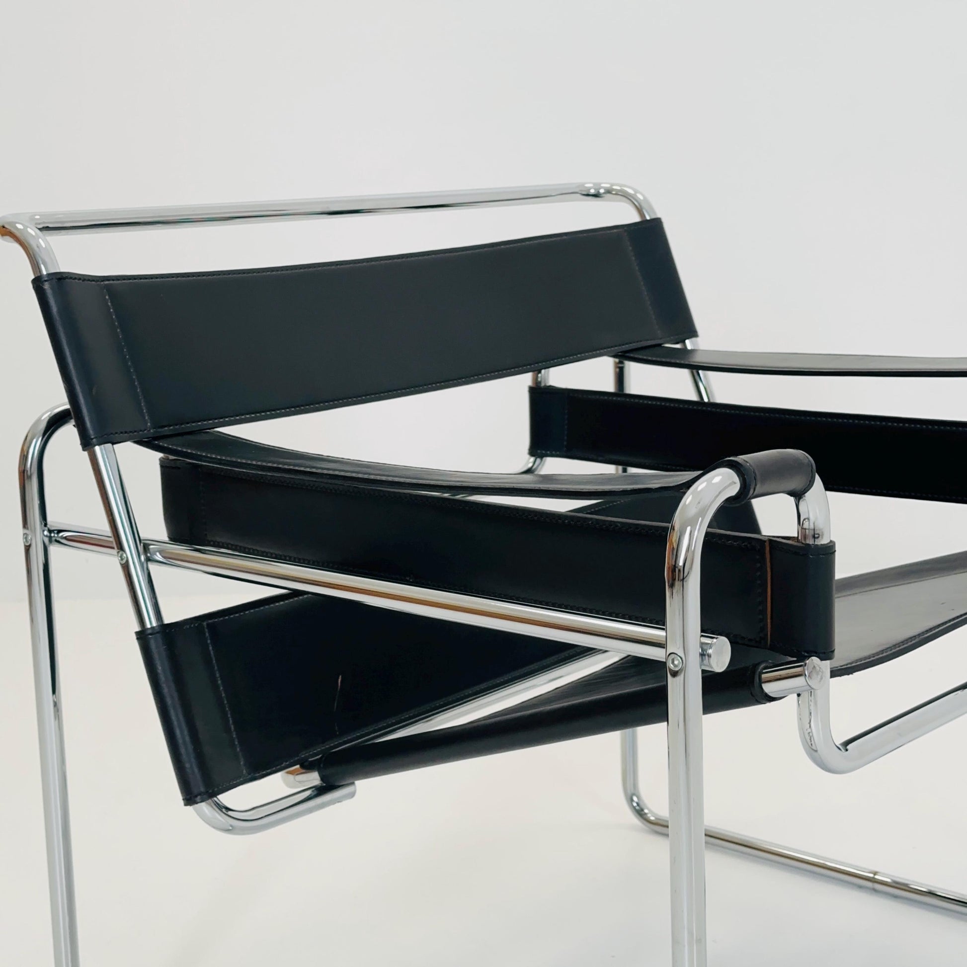 Mid century black B3 WASSILY Bauhaus Lounge armchair by Marcel Brauer 1980s Italy