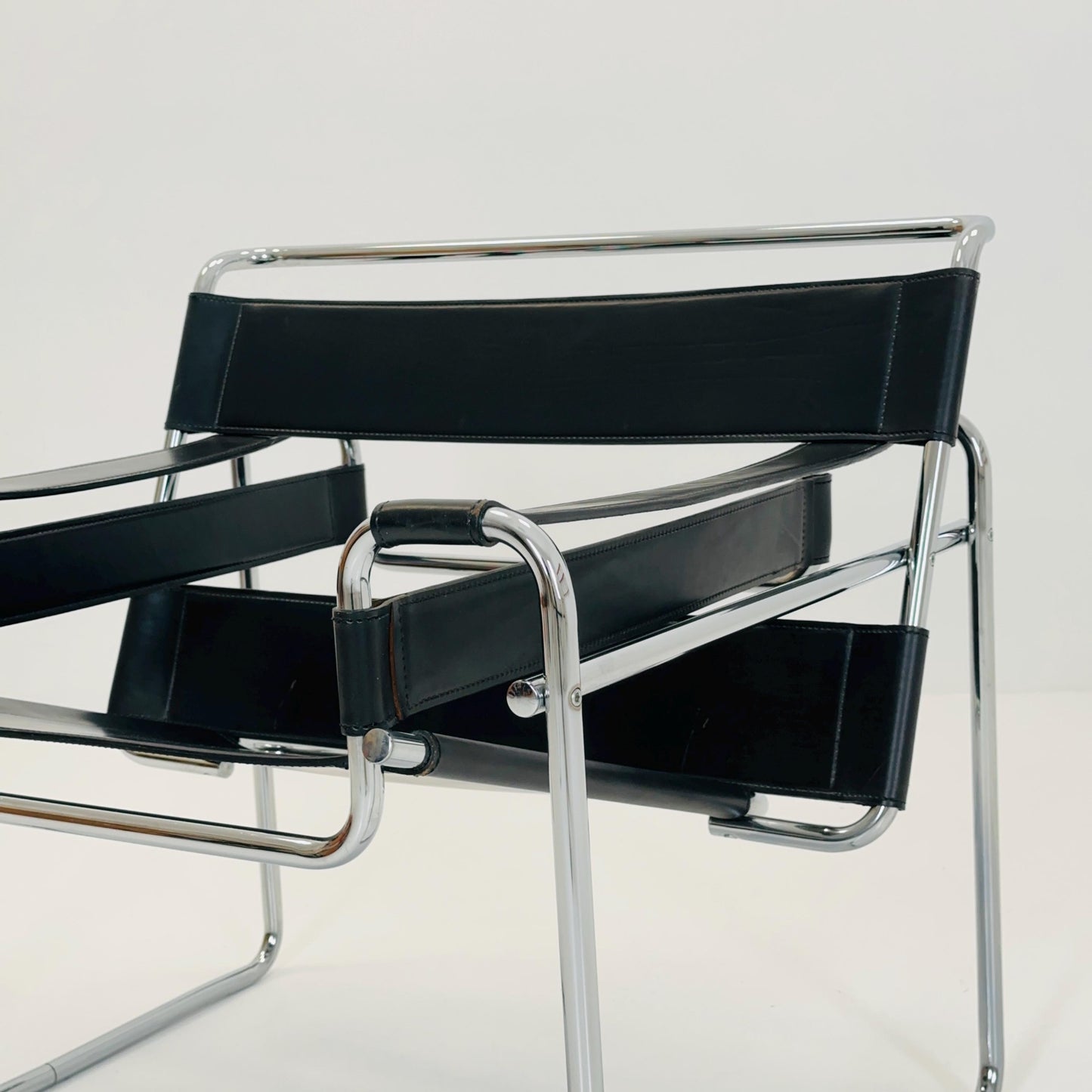 Mid century black B3 WASSILY Bauhaus Lounge armchair by Marcel Brauer 1980s Italy