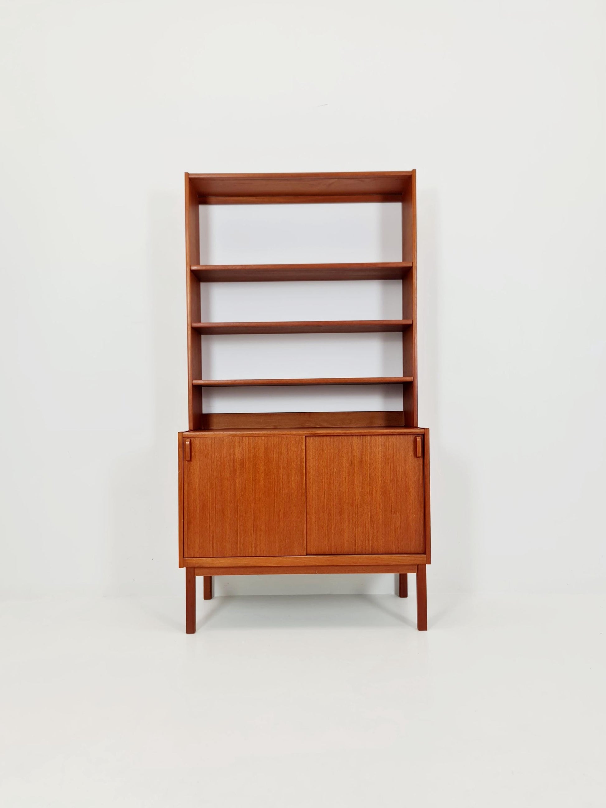 Swedish vintage chest of drawers/ book case teak by Fridhagen for Bodafors, 1960s