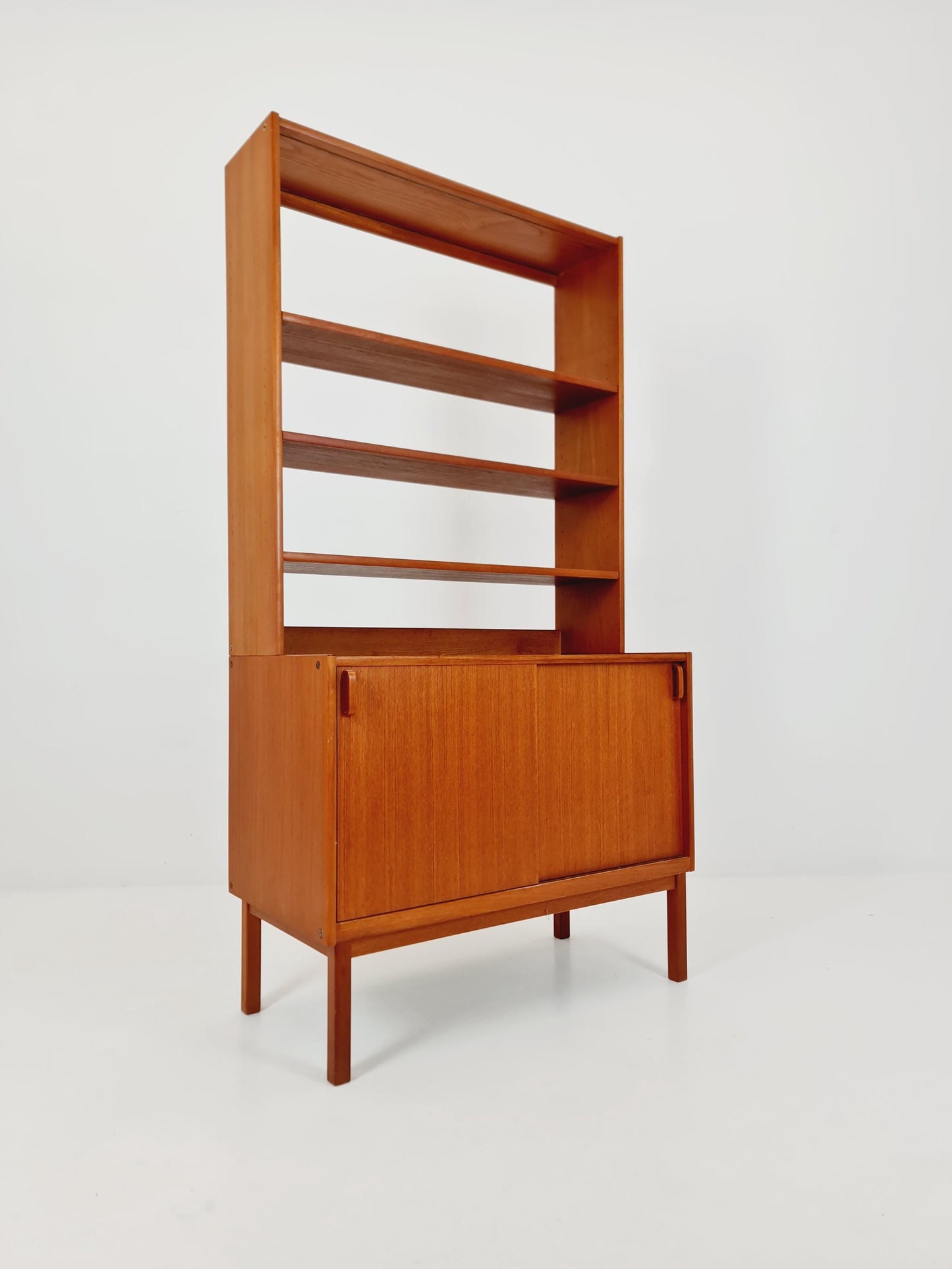 Swedish vintage chest of drawers/ book case teak by Fridhagen for Bodafors, 1960s