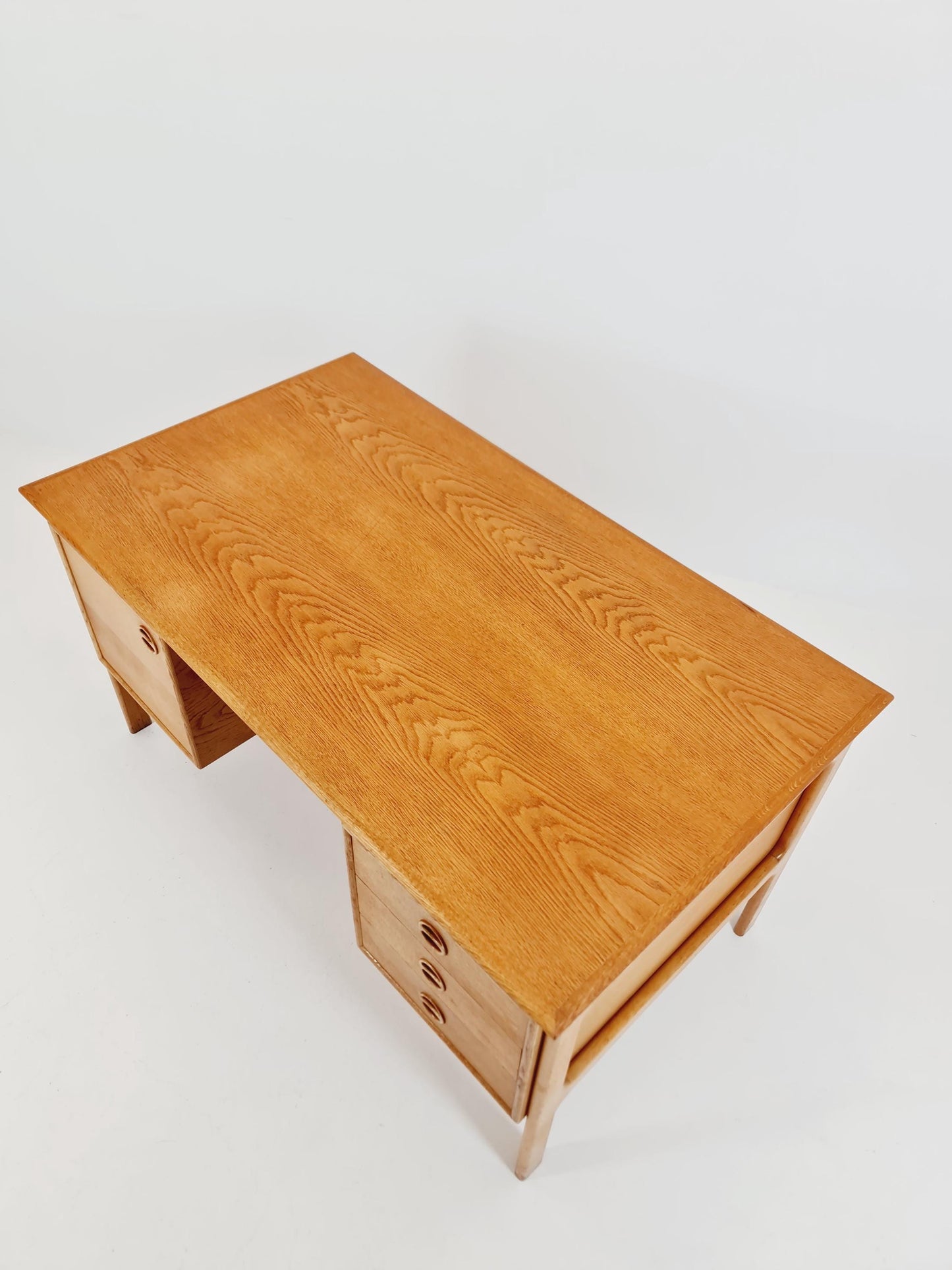 Danish vintage Oak by Arne Vodder for GV Møbler, Denmark, 1960s