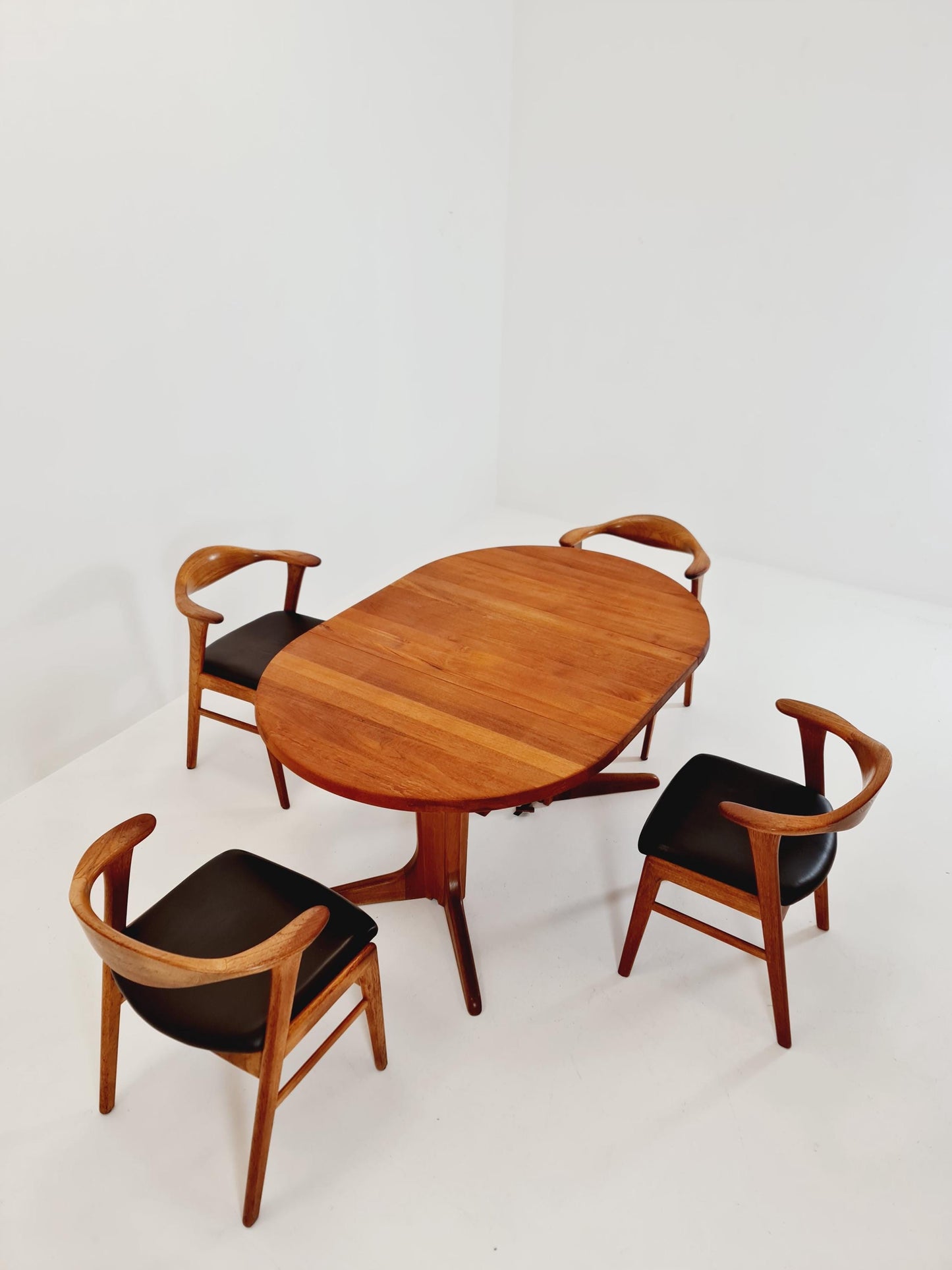 Mid century extendable Danish Modern Solid Teak dining table , 1960s