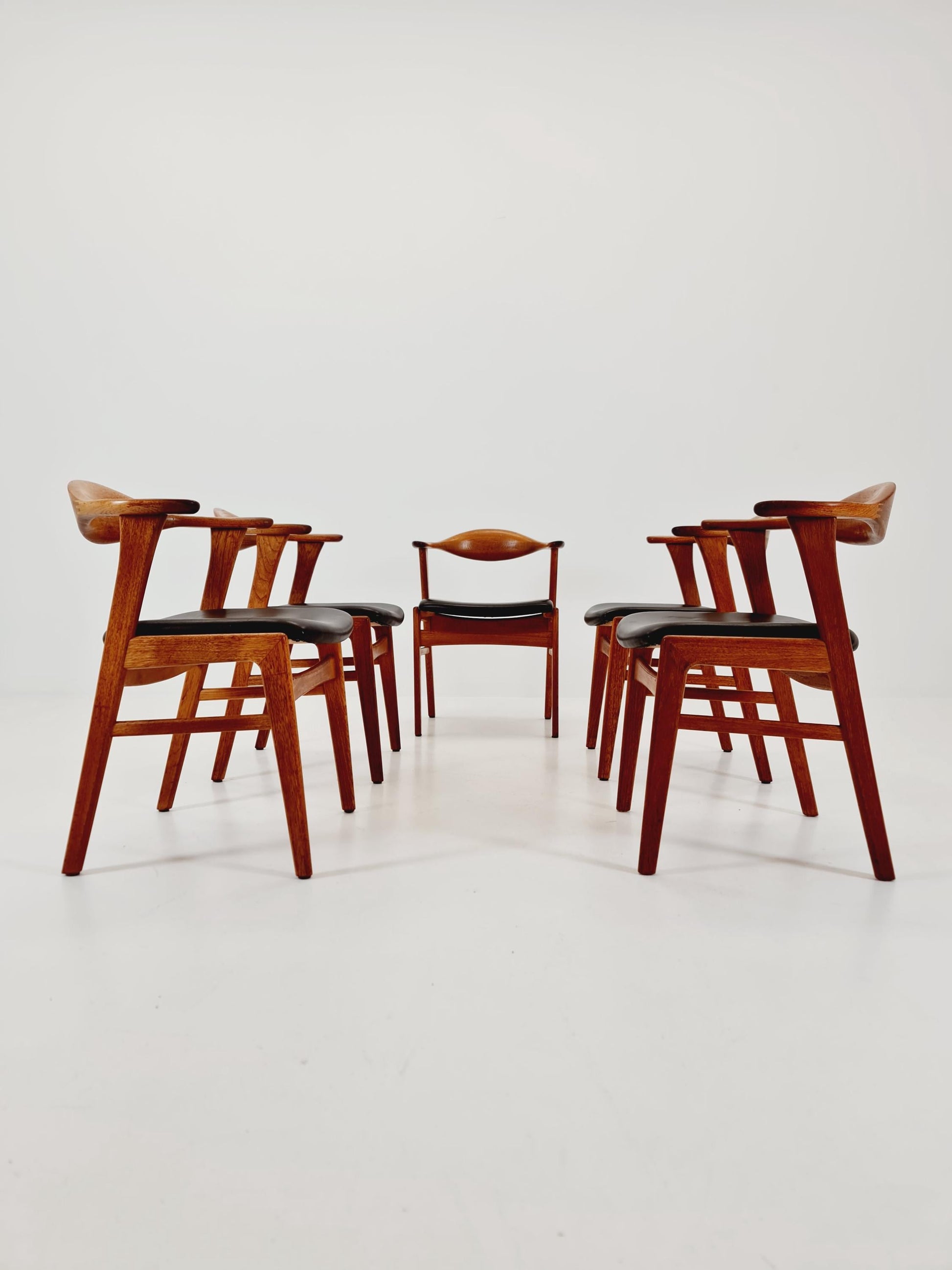 Mid Century Danish solid teak dining Charis byErik Kirkegaard for Hong Stolefabrik Modell 49 , 1960s