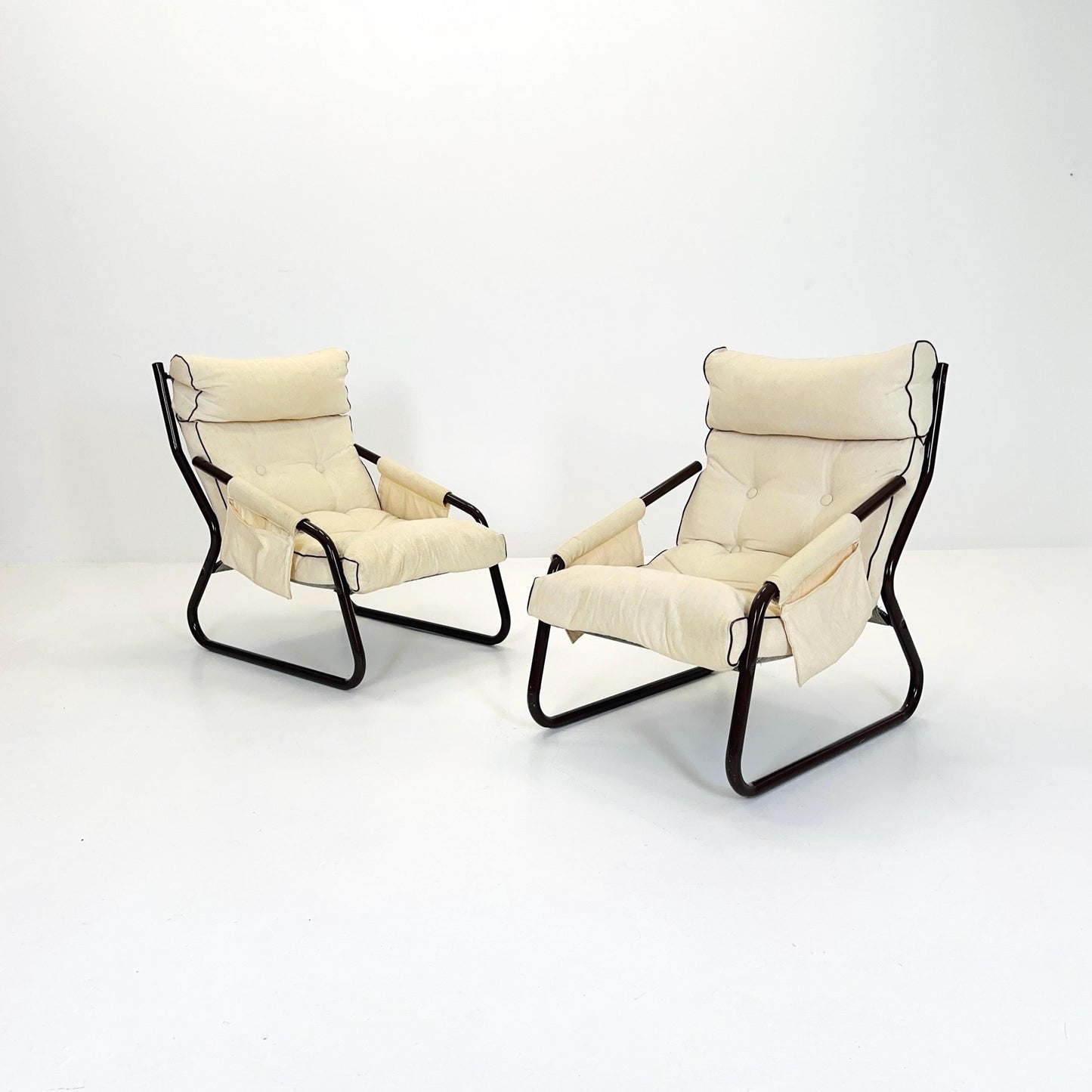 Set of 2 Rare 1970s IKEA Lounge Chairs by Gillis Lundgren – White-Beige Fabric MCM Armchairs with Magazine Pockets Sweden 1980s
