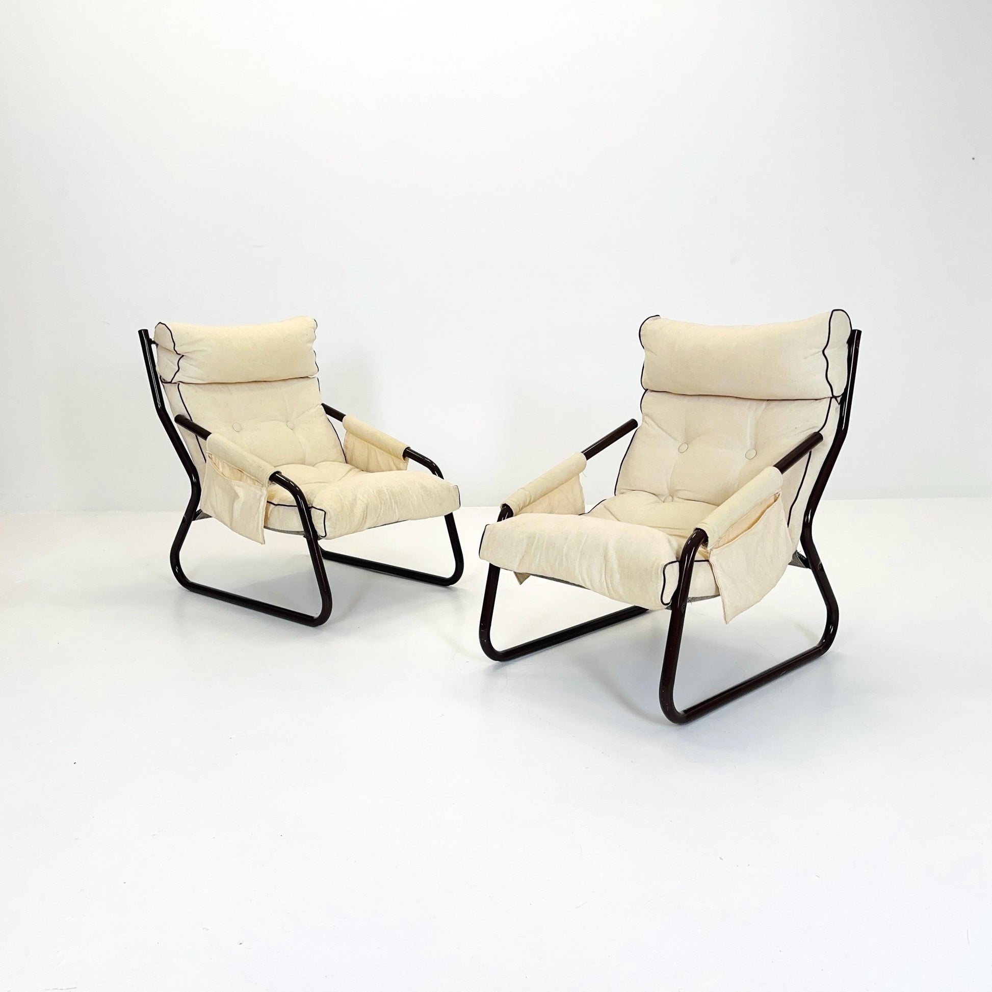 Set of 2 Rare 1970s IKEA Lounge Chairs by Gillis Lundgren – White-Beige Fabric MCM Armchairs with Magazine Pockets Sweden 1980s