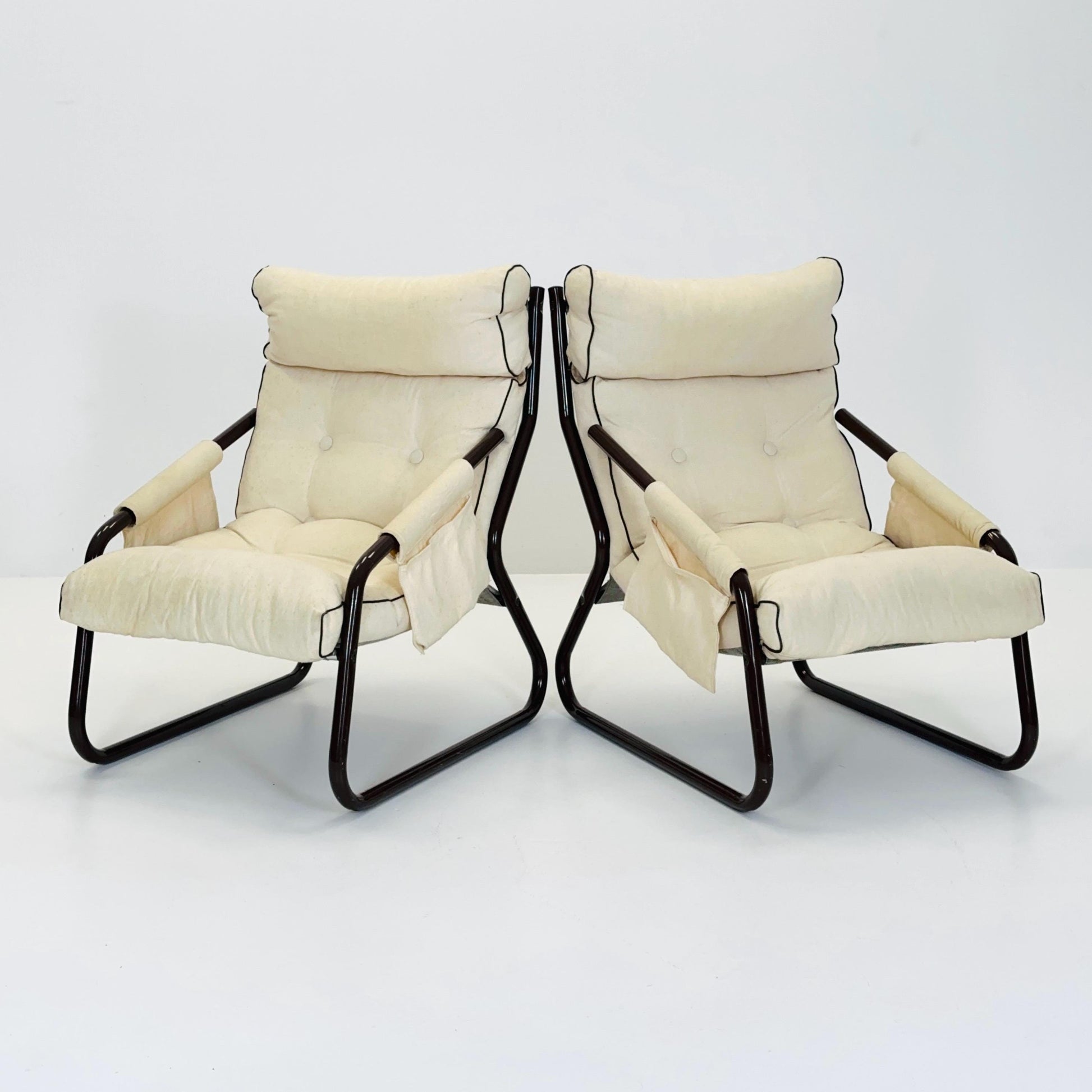 Set of 2 Rare 1970s IKEA Lounge Chairs by Gillis Lundgren – White-Beige Fabric MCM Armchairs with Magazine Pockets Sweden 1980s