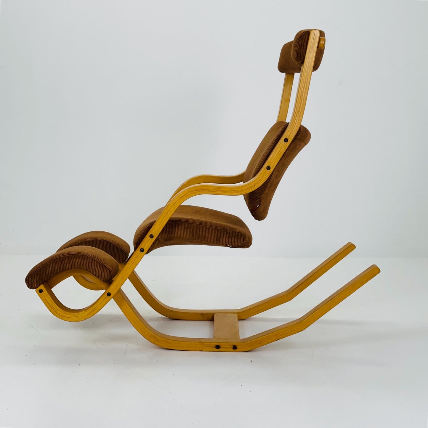 Mid-Century “Gravity” Rocking Lounge Chair by Peter Opsvik for Stokke, 1980s