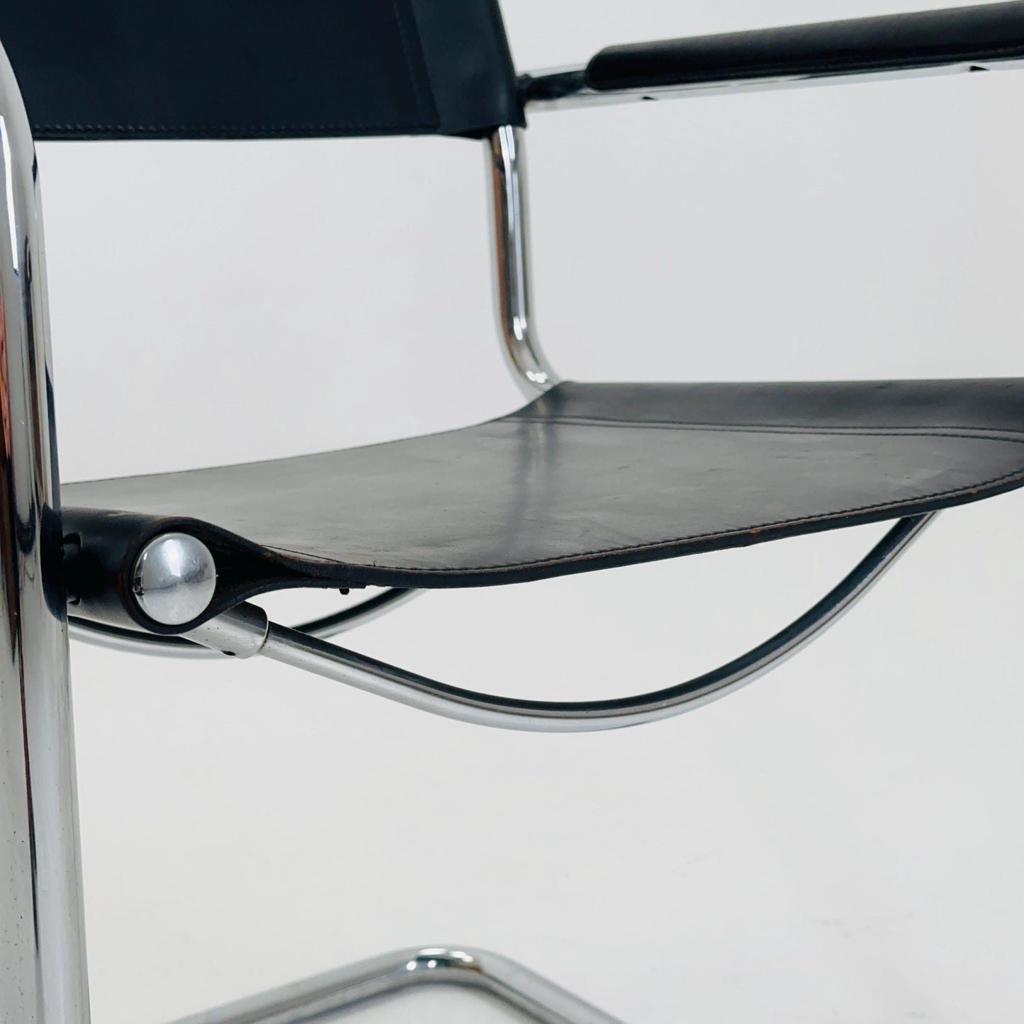 mid century Model MG5 Centro Studi black leather armchair by Mart Stam & Marcel Breuer for Matteo Grassi, 1970s